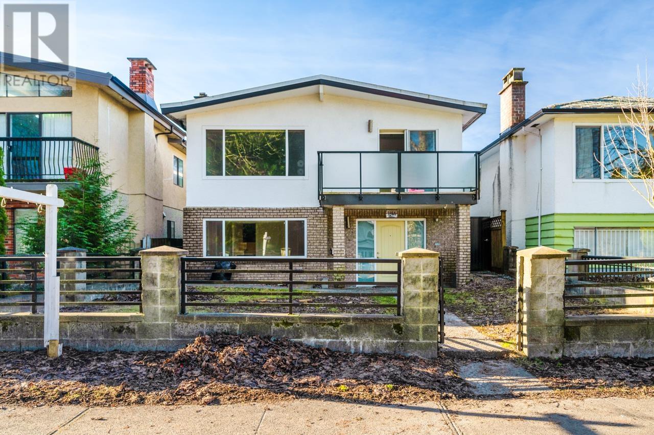 Property at 5255 CHAMBERS STREET image 3