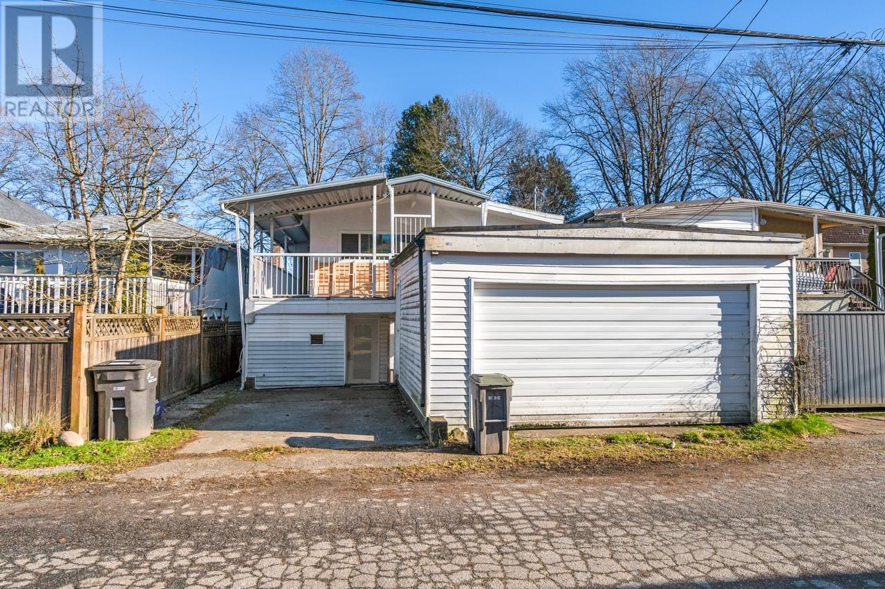 Property at 5255 CHAMBERS STREET image 5