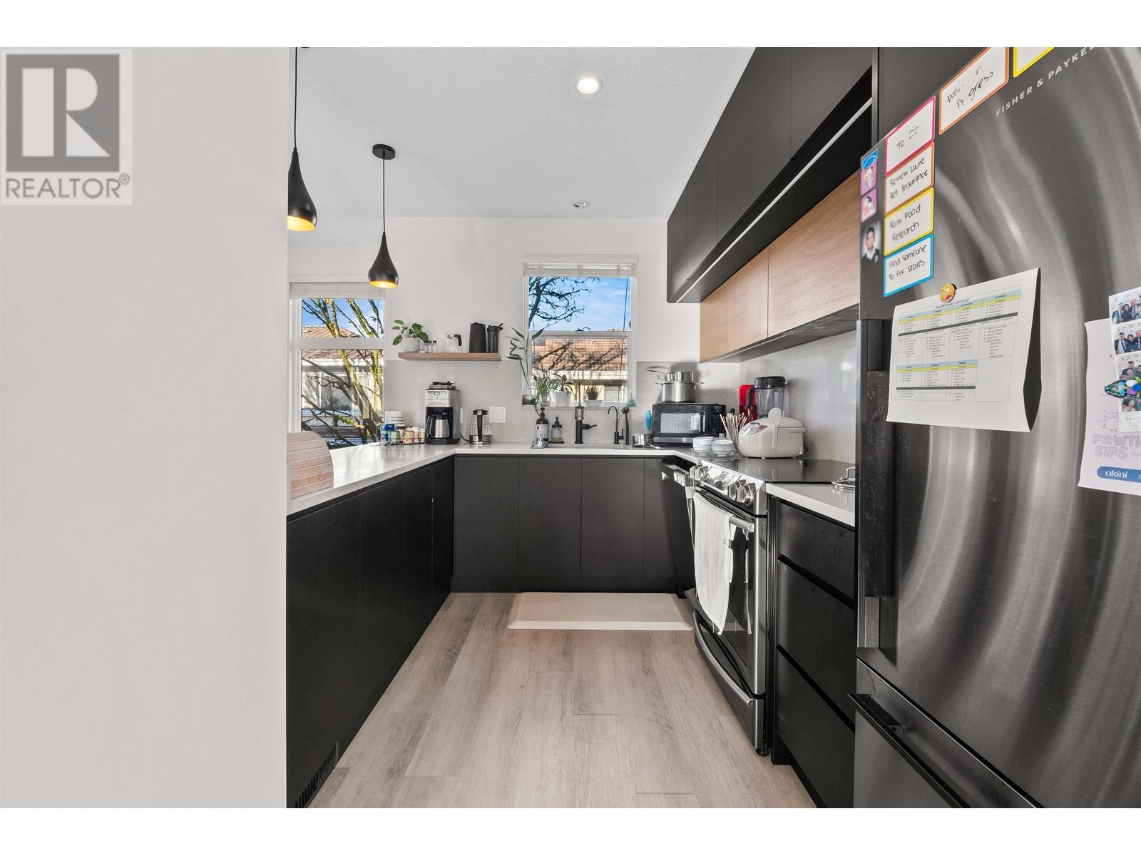 Listing Picture 9 of 27 : 22 12331 MCNEELY DRIVE, Richmond / 烈治文 - 魯藝地產 Yvonne Lu Group - MLS Medallion Club Member