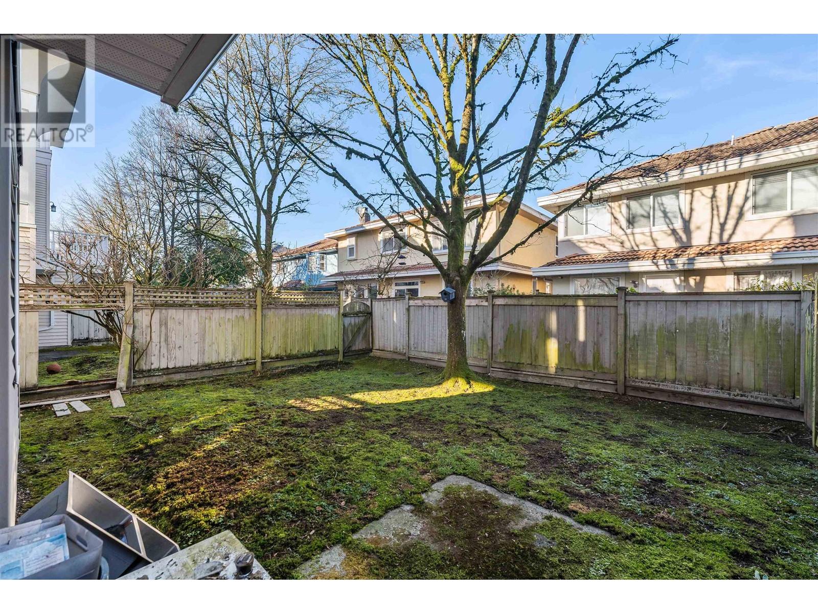 Listing Picture 19 of 27 : 22 12331 MCNEELY DRIVE, Richmond / 烈治文 - 魯藝地產 Yvonne Lu Group - MLS Medallion Club Member