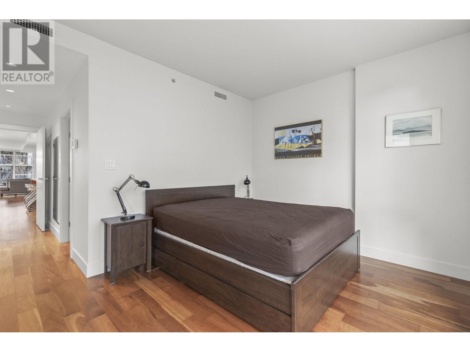 Listing Picture 21 of 40 : 302 6080 IONA DRIVE, Vancouver / 溫哥華 - 魯藝地產 Yvonne Lu Group - MLS Medallion Club Member