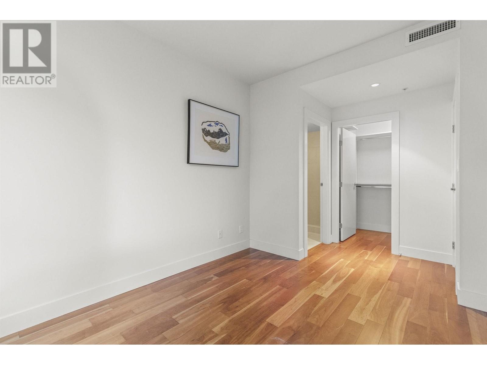 Listing Picture 31 of 40 : 302 6080 IONA DRIVE, Vancouver / 溫哥華 - 魯藝地產 Yvonne Lu Group - MLS Medallion Club Member