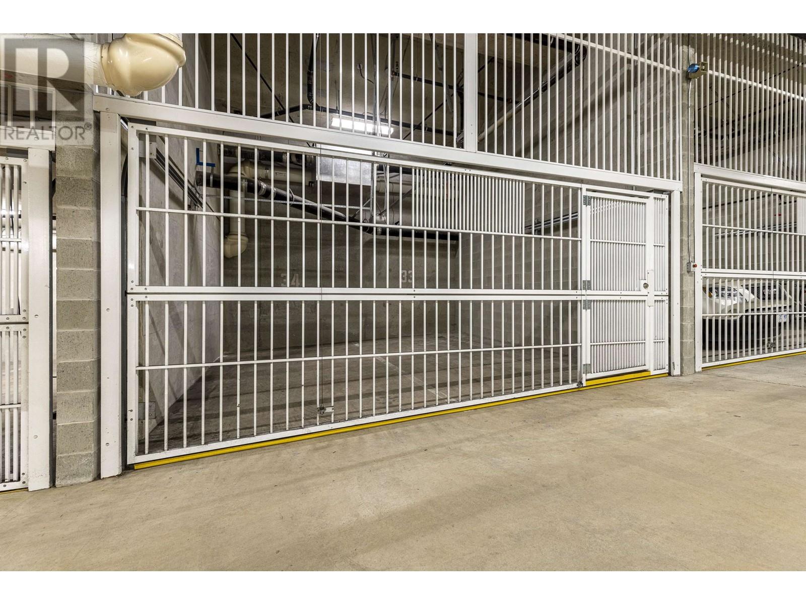 Listing Picture 36 of 40 : 302 6080 IONA DRIVE, Vancouver / 溫哥華 - 魯藝地產 Yvonne Lu Group - MLS Medallion Club Member