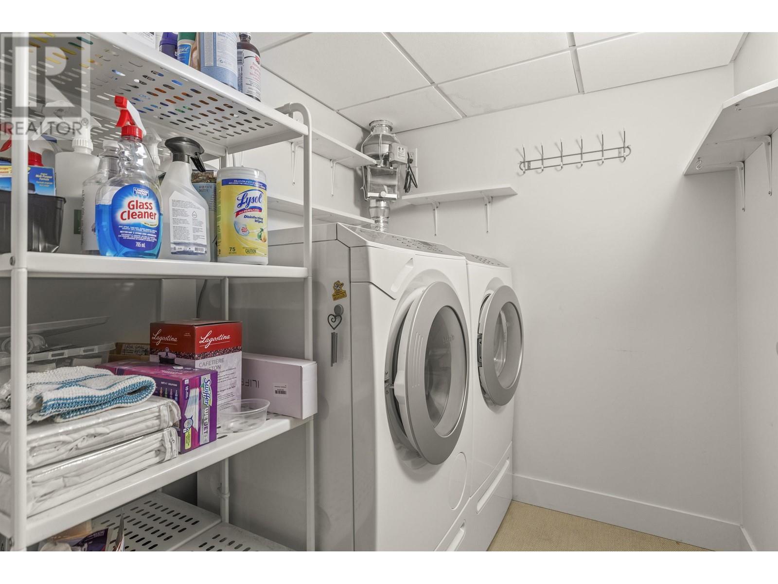 Listing Picture 33 of 40 : 302 6080 IONA DRIVE, Vancouver / 溫哥華 - 魯藝地產 Yvonne Lu Group - MLS Medallion Club Member