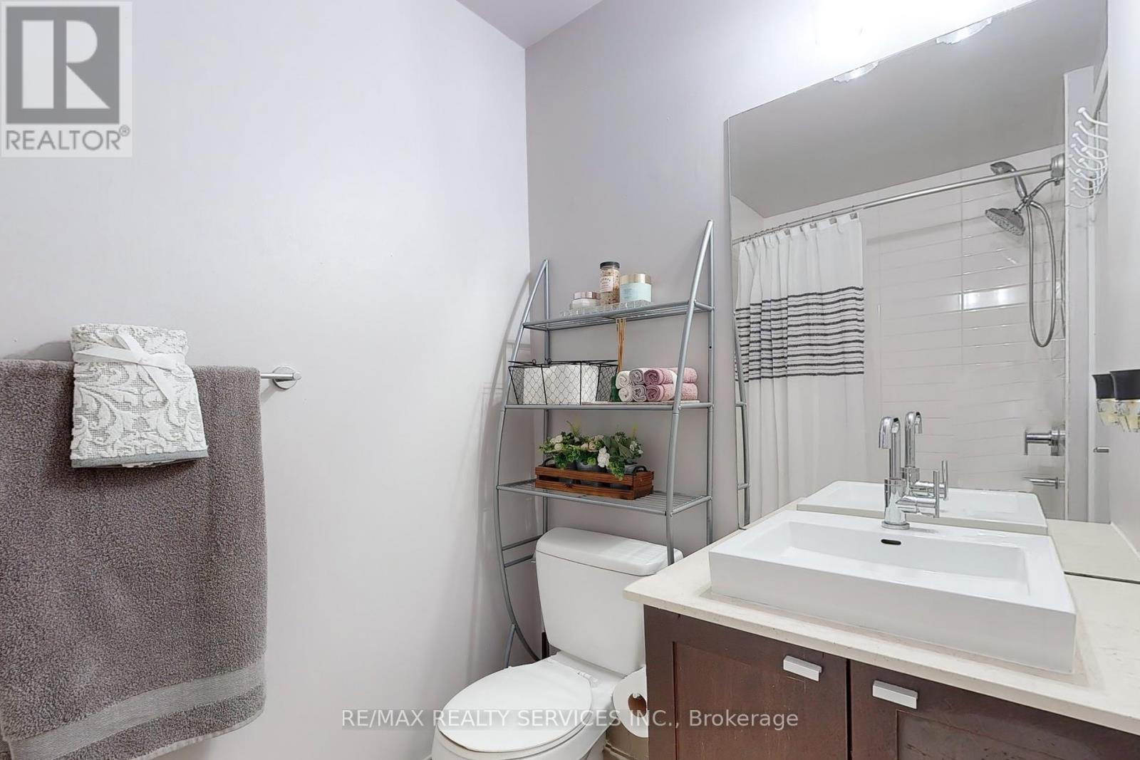 511 - 105 The Queensway Avenue, Toronto, Ontario  M6S 5B5 - Photo 19 - W11942939