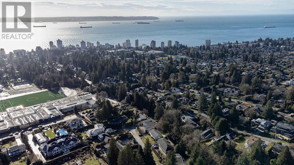 1764 Ottawa Place, West Vancouver, British Columbia  V7V 2T7 - Photo 30 - R2955812