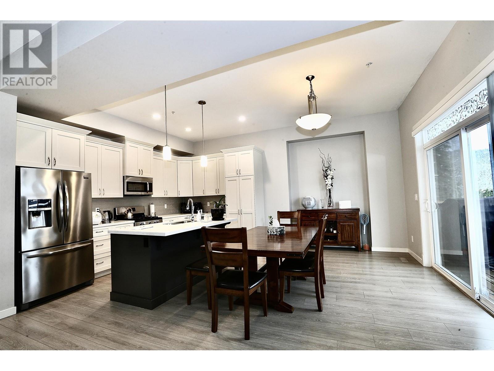 24442 113 Avenue, Maple Ridge, British Columbia  V2W 5H4 - Photo 3 - R2960390