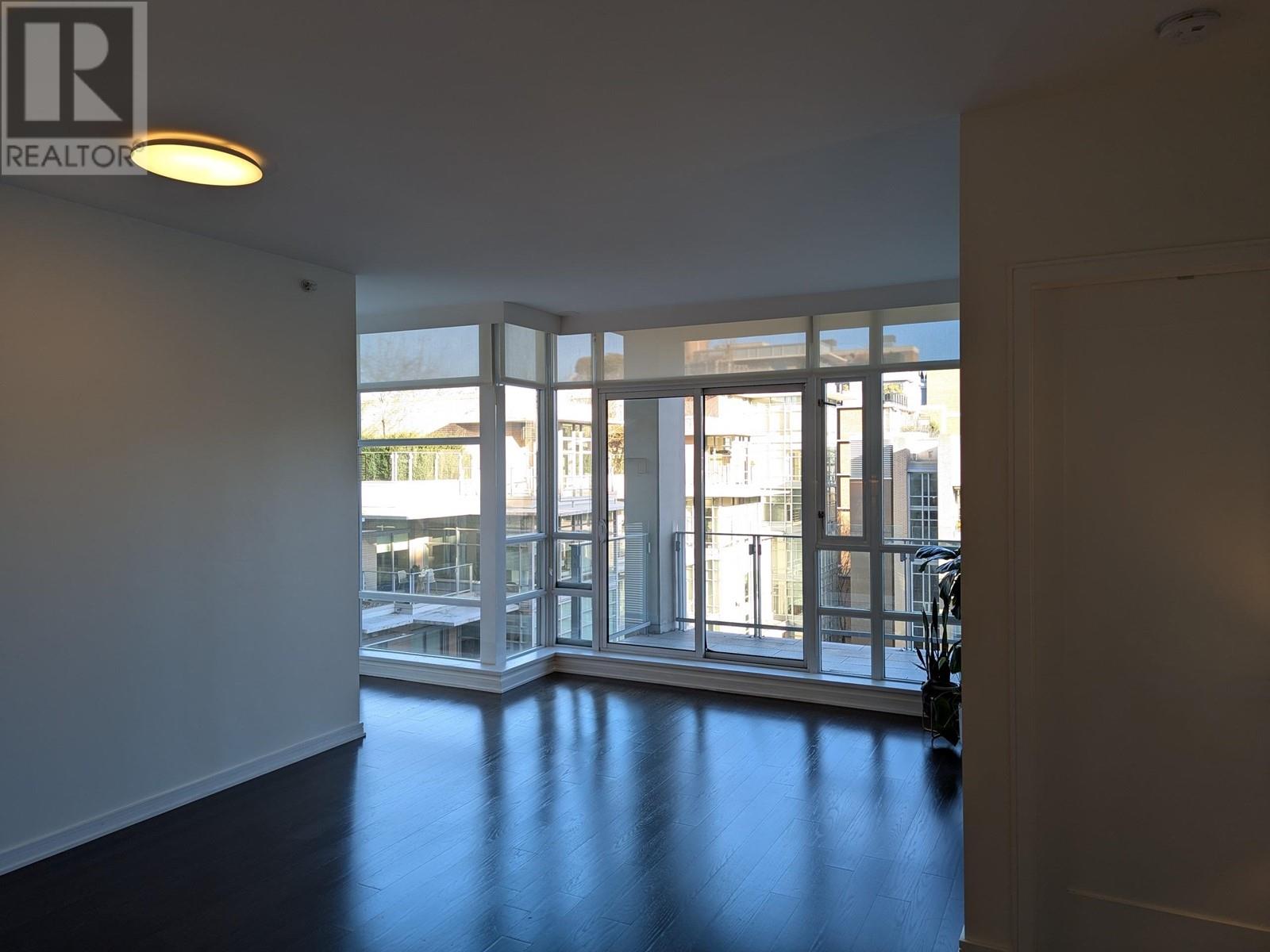 Listing Picture 7 of 10 : 601 1616 COLUMBIA STREET, Vancouver / 溫哥華 - 魯藝地產 Yvonne Lu Group - MLS Medallion Club Member