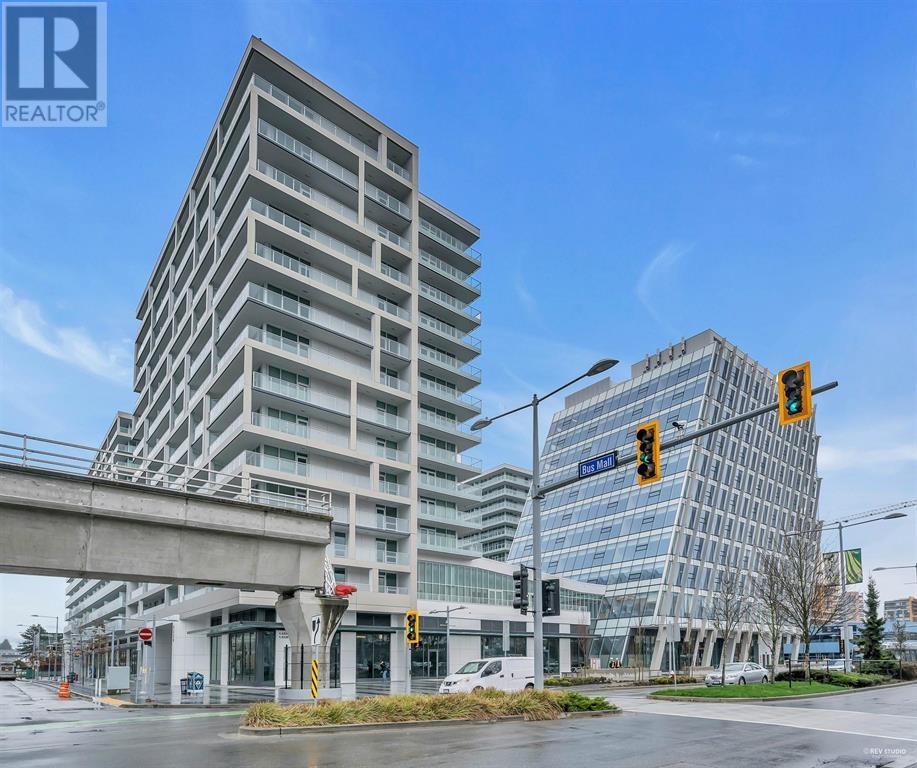 Listing Picture 2 of 15 : 757 6320 NO. 3 ROAD, Richmond / 烈治文 - 魯藝地產 Yvonne Lu Group - MLS Medallion Club Member