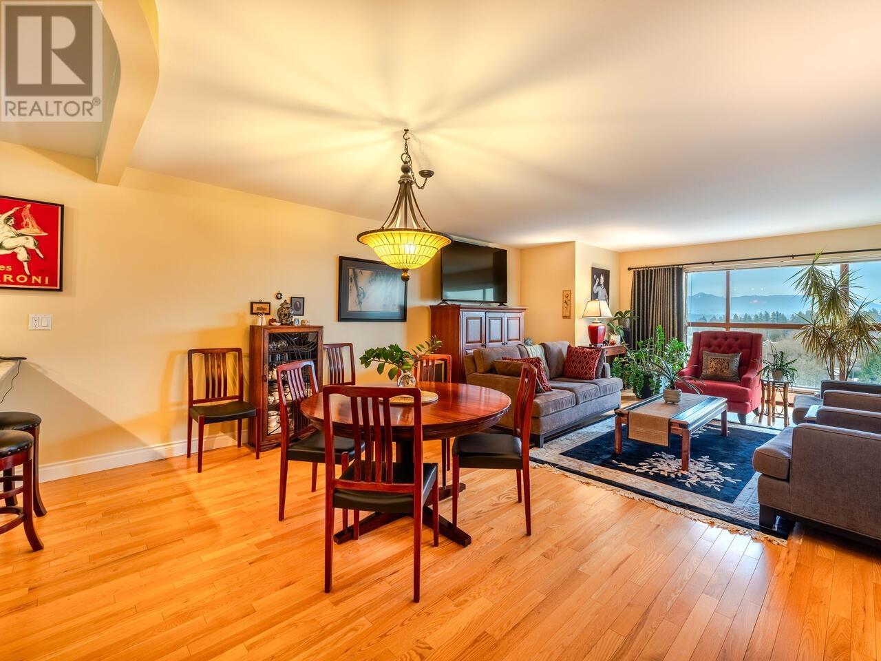 1606 612 Fifth Avenue, New Westminster, British Columbia  V3M 1X5 - Photo 3 - R2960661