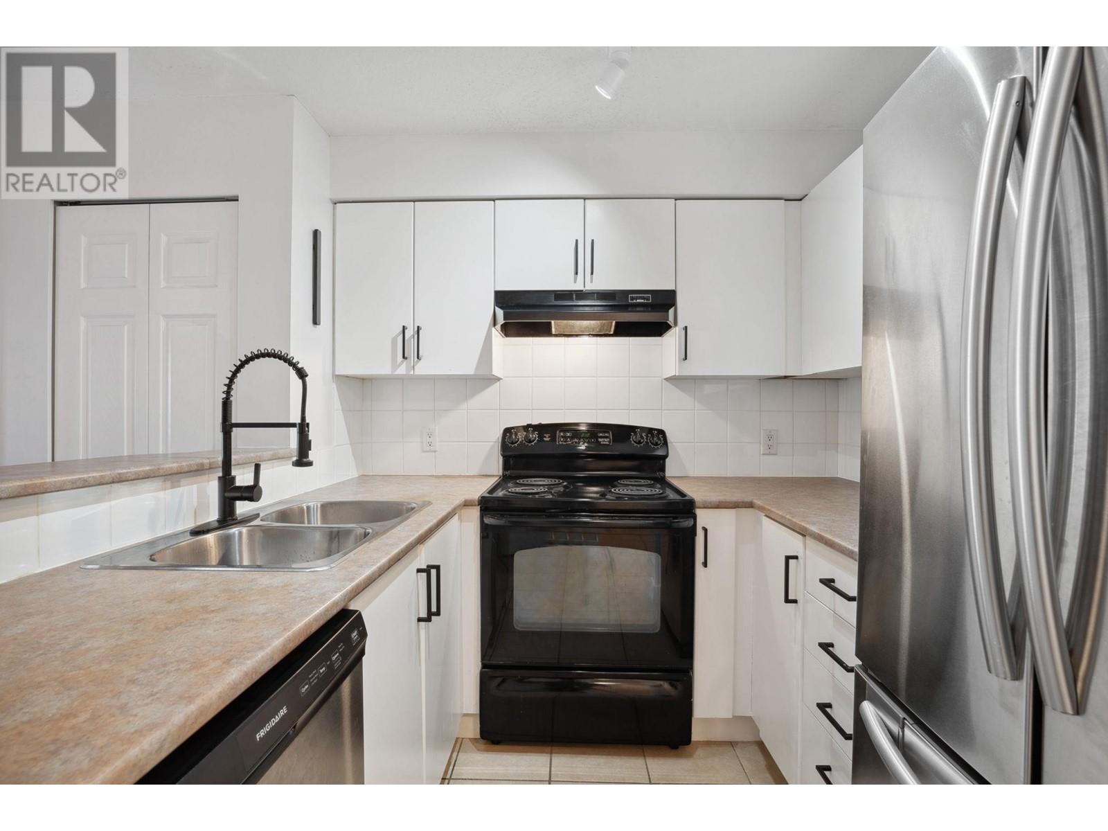 2103 244 Sherbrooke Street, New Westminster, British Columbia  V3L 0A3 - Photo 5 - R2960662