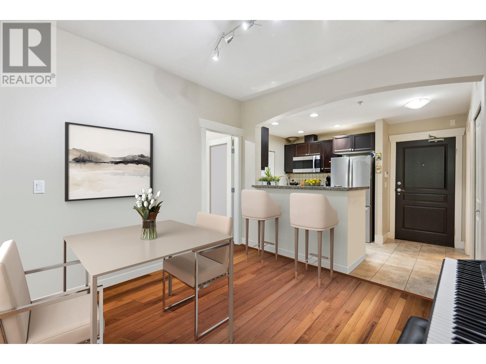 311 6279 EAGLES DRIVE, Vancouver