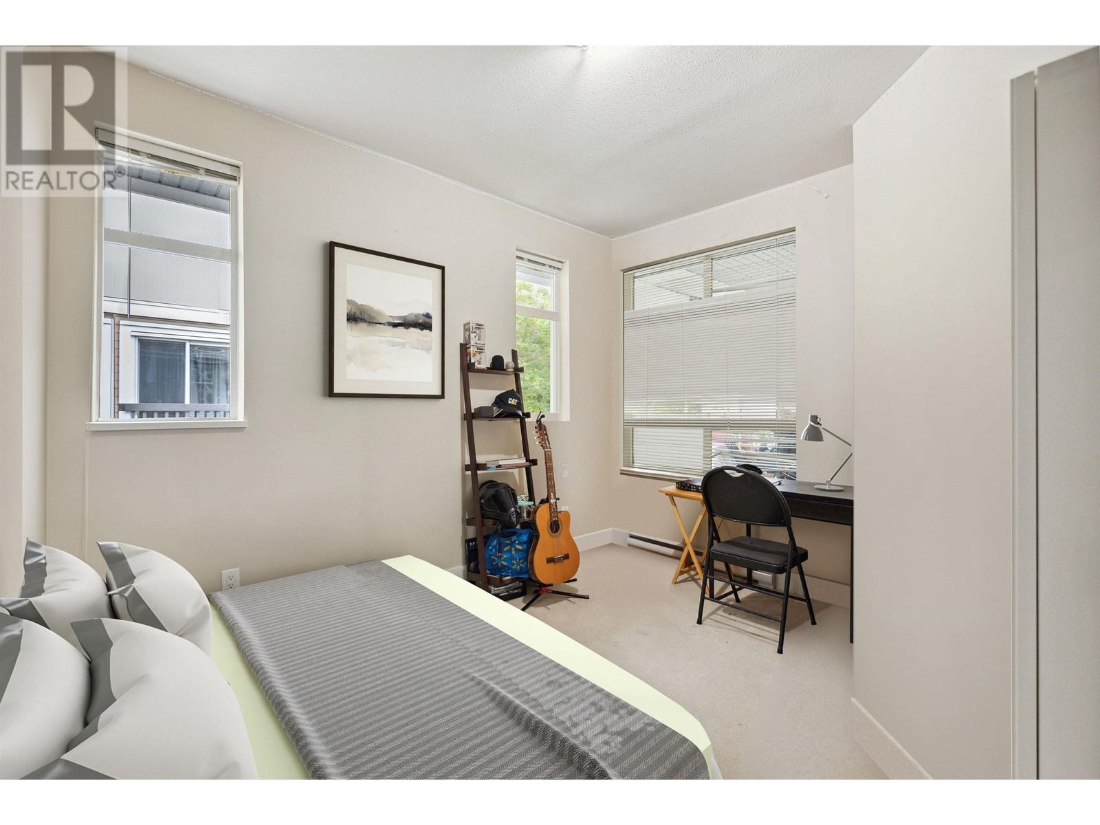 Listing Picture 8 of 11 : 311 6279 EAGLES DRIVE, Vancouver / 溫哥華 - 魯藝地產 Yvonne Lu Group - MLS Medallion Club Member