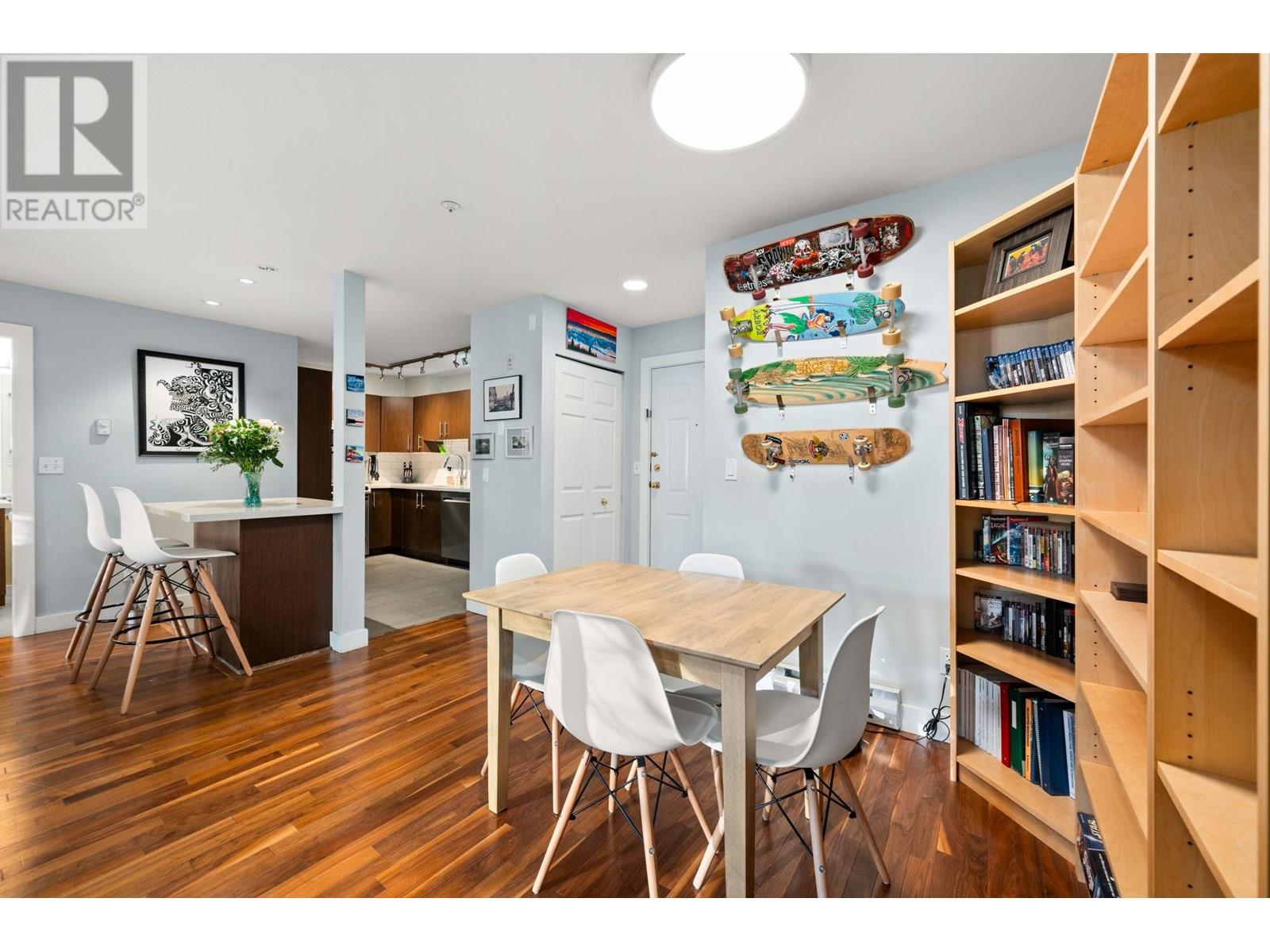 308 128 W 8 Street, North Vancouver, British Columbia V7M 3M1 - Photo 12 - R2960670