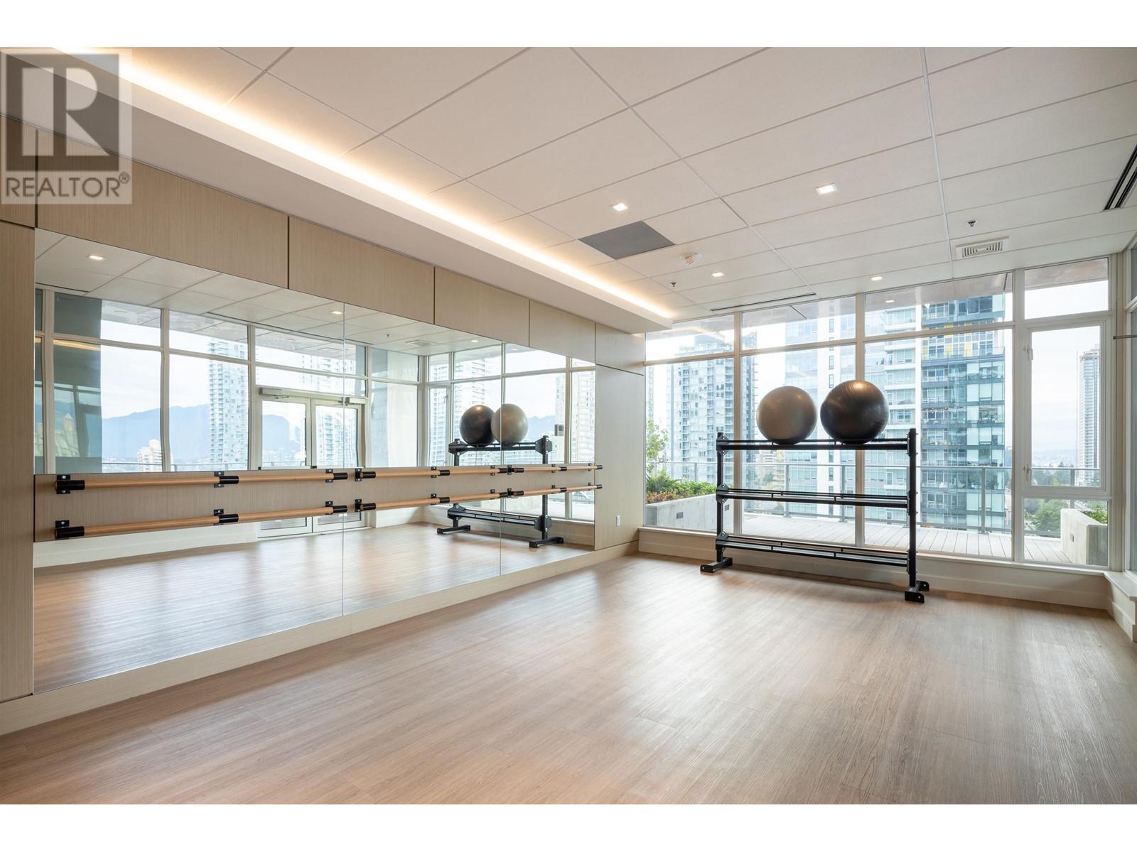 Listing Picture 30 of 39 : 2801 6511 SUSSEX AVENUE, Burnaby / 本拿比 - 魯藝地產 Yvonne Lu Group - MLS Medallion Club Member