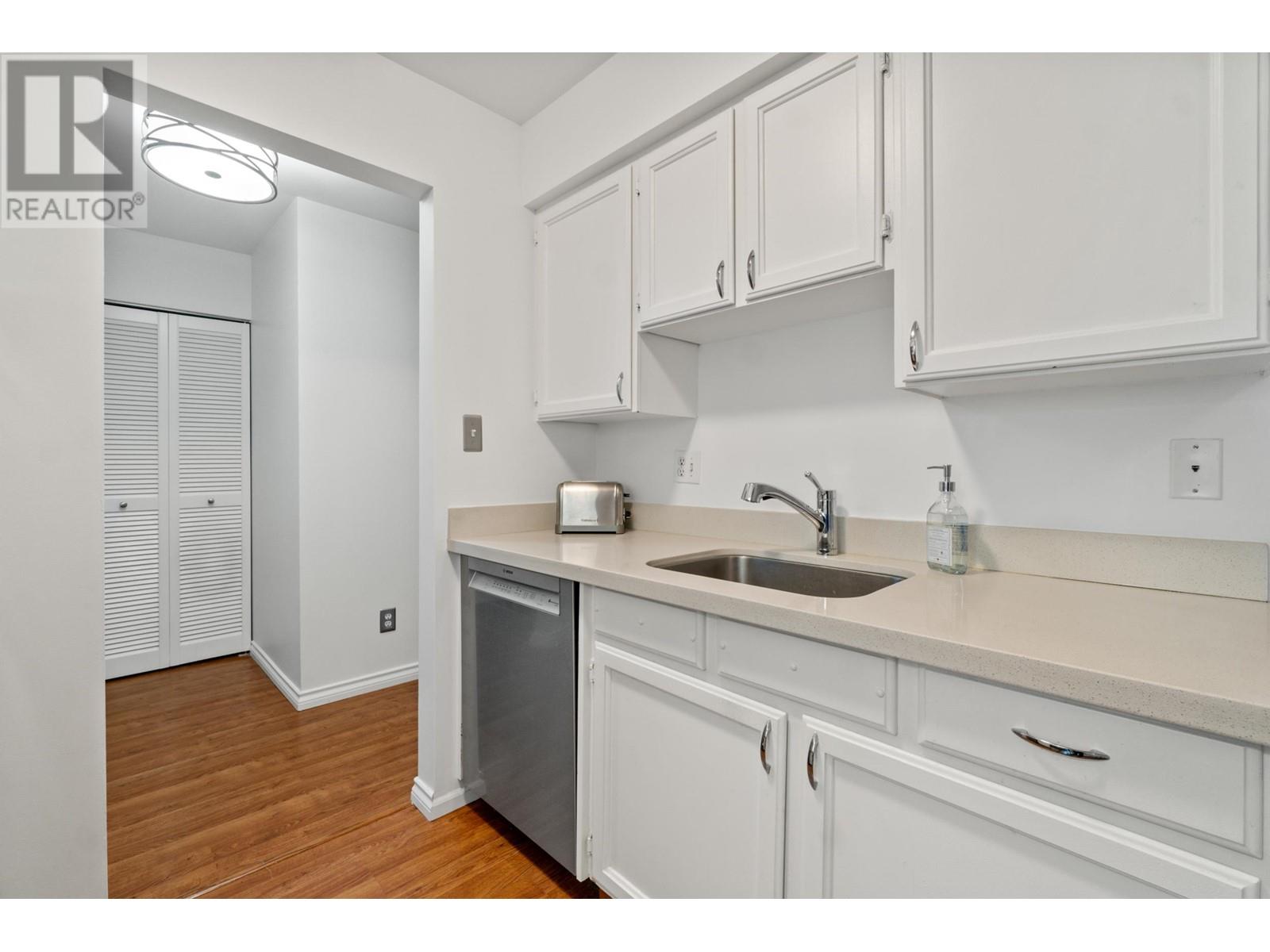 201 1825 W 8th Avenue, Vancouver, British Columbia  V6J 1V9 - Photo 14 - R2960678