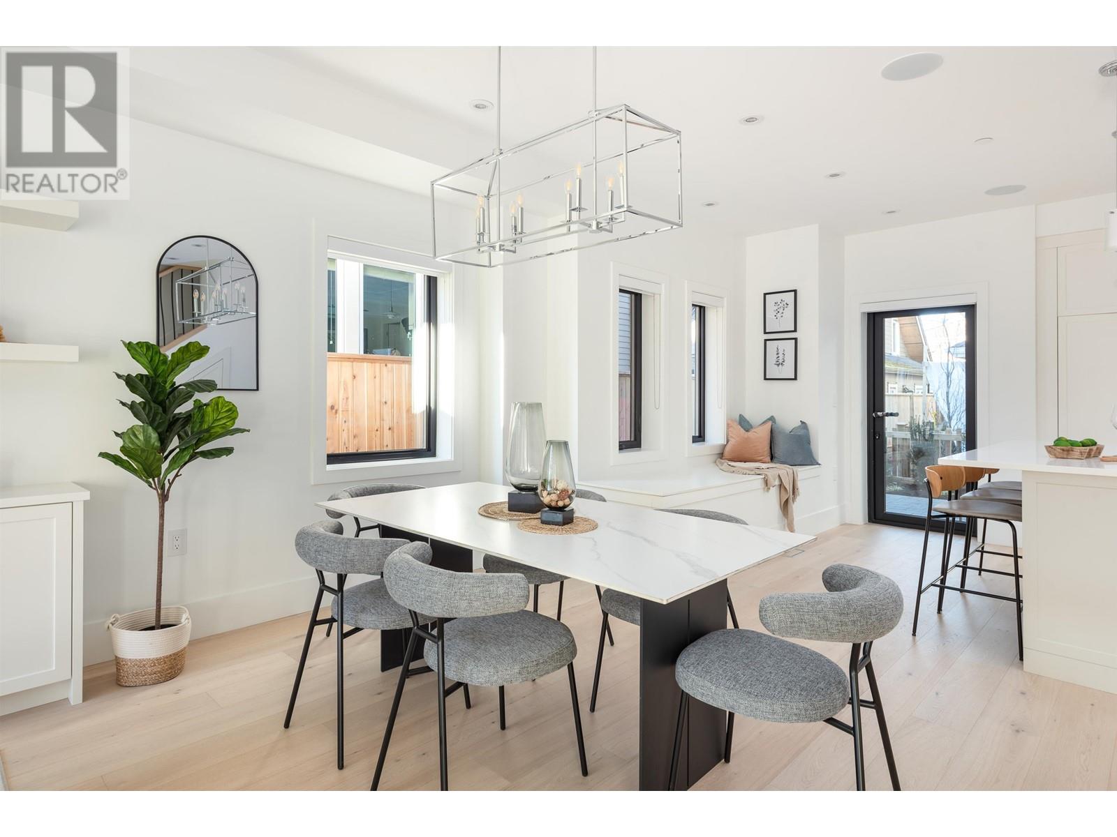 1073 E 22nd Avenue, Vancouver, British Columbia  V0V 0V0 - Photo 4 - R2960702