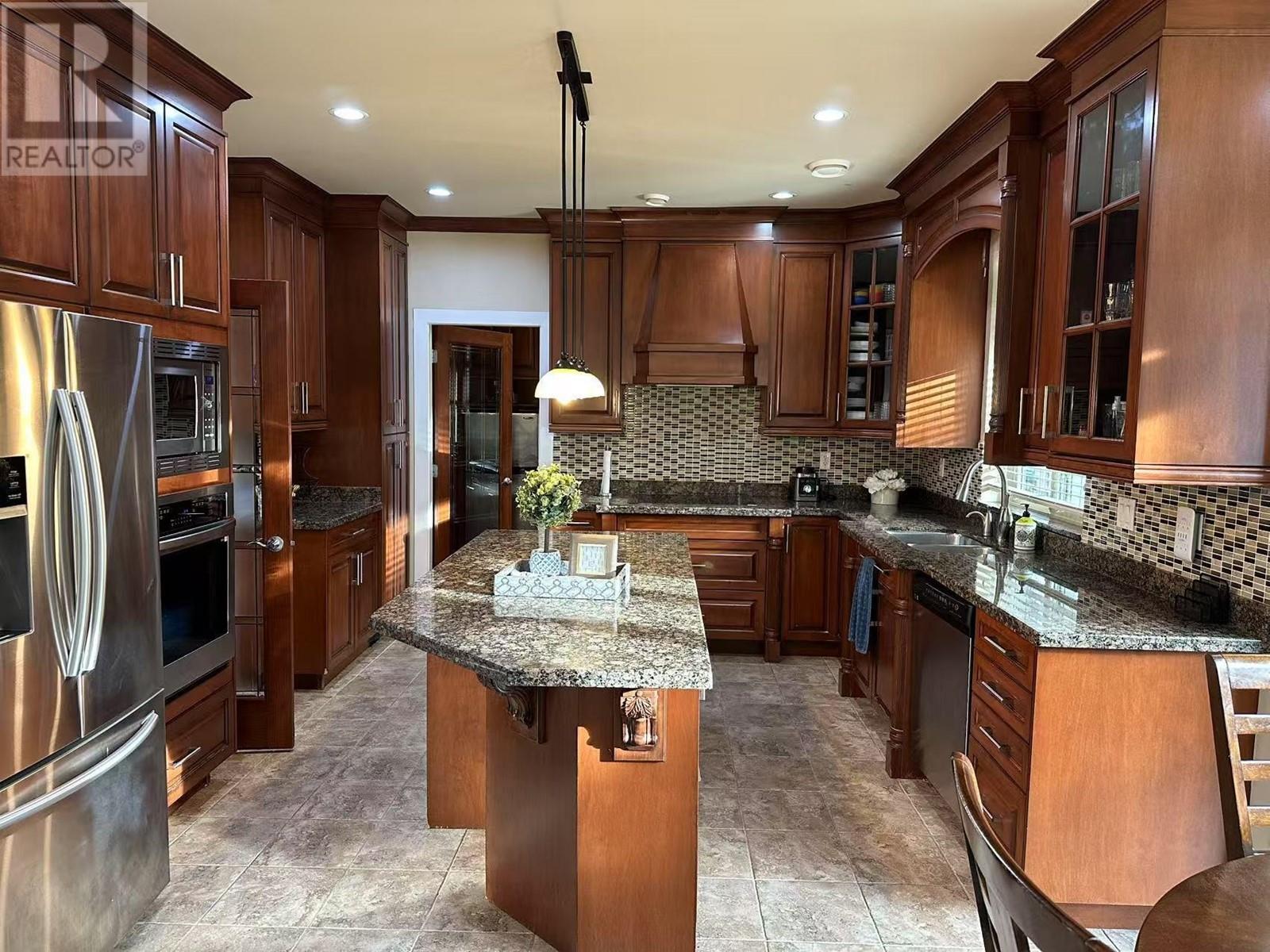 Listing Picture 17 of 38 : 4700 WEBSTER ROAD, Richmond / 烈治文 - 魯藝地產 Yvonne Lu Group - MLS Medallion Club Member