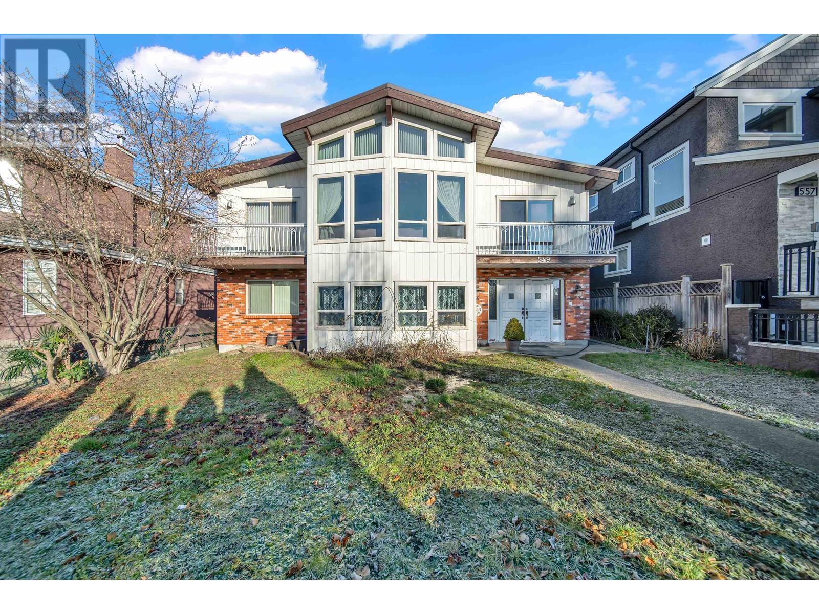 549 E 57th Avenue, Vancouver, British Columbia  V5X 1T1 - Photo 1 - R2960640