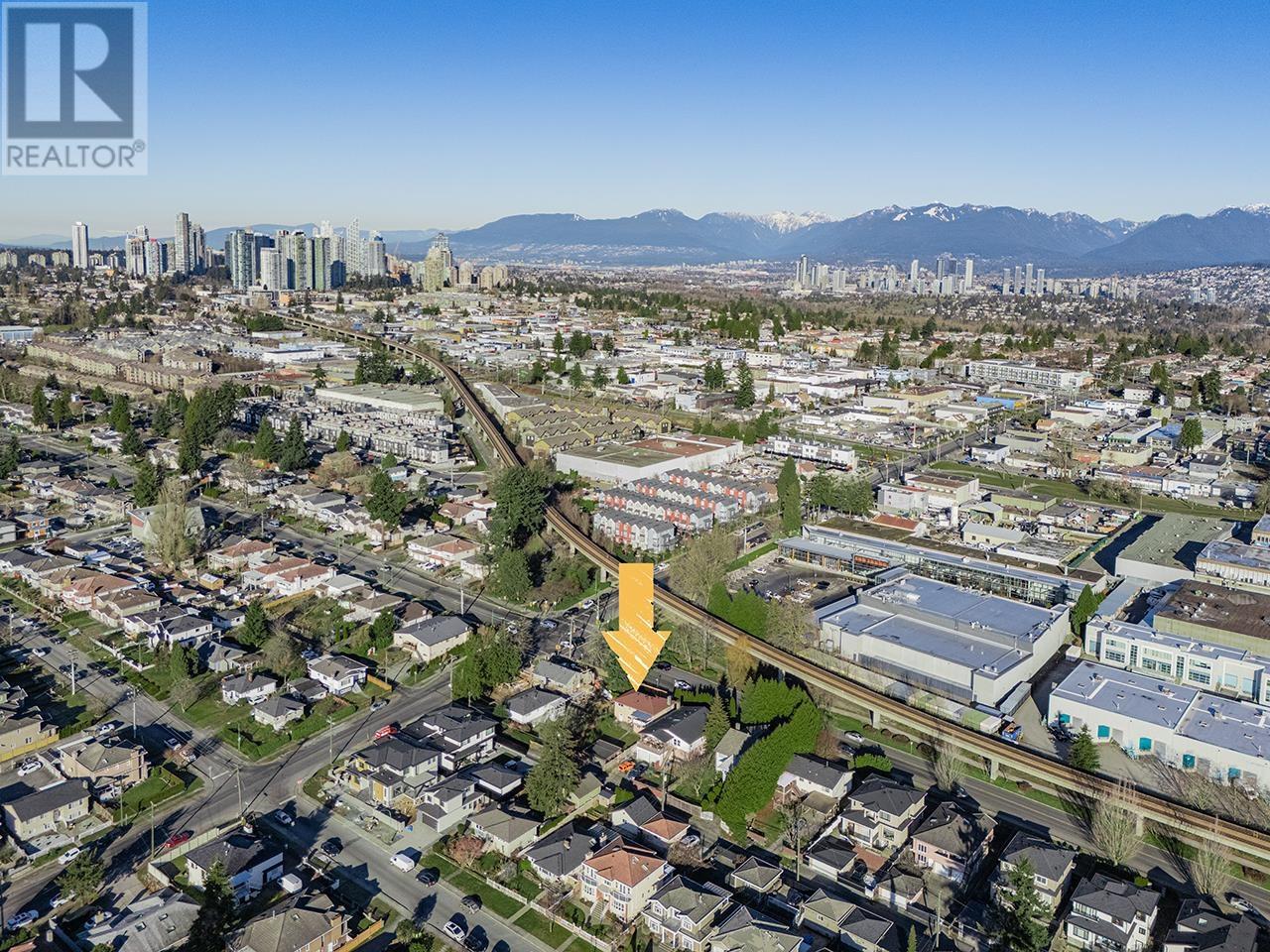 6330 Rumble Street, Burnaby, British Columbia  V5E 1A7 - Photo 7 - R2960707