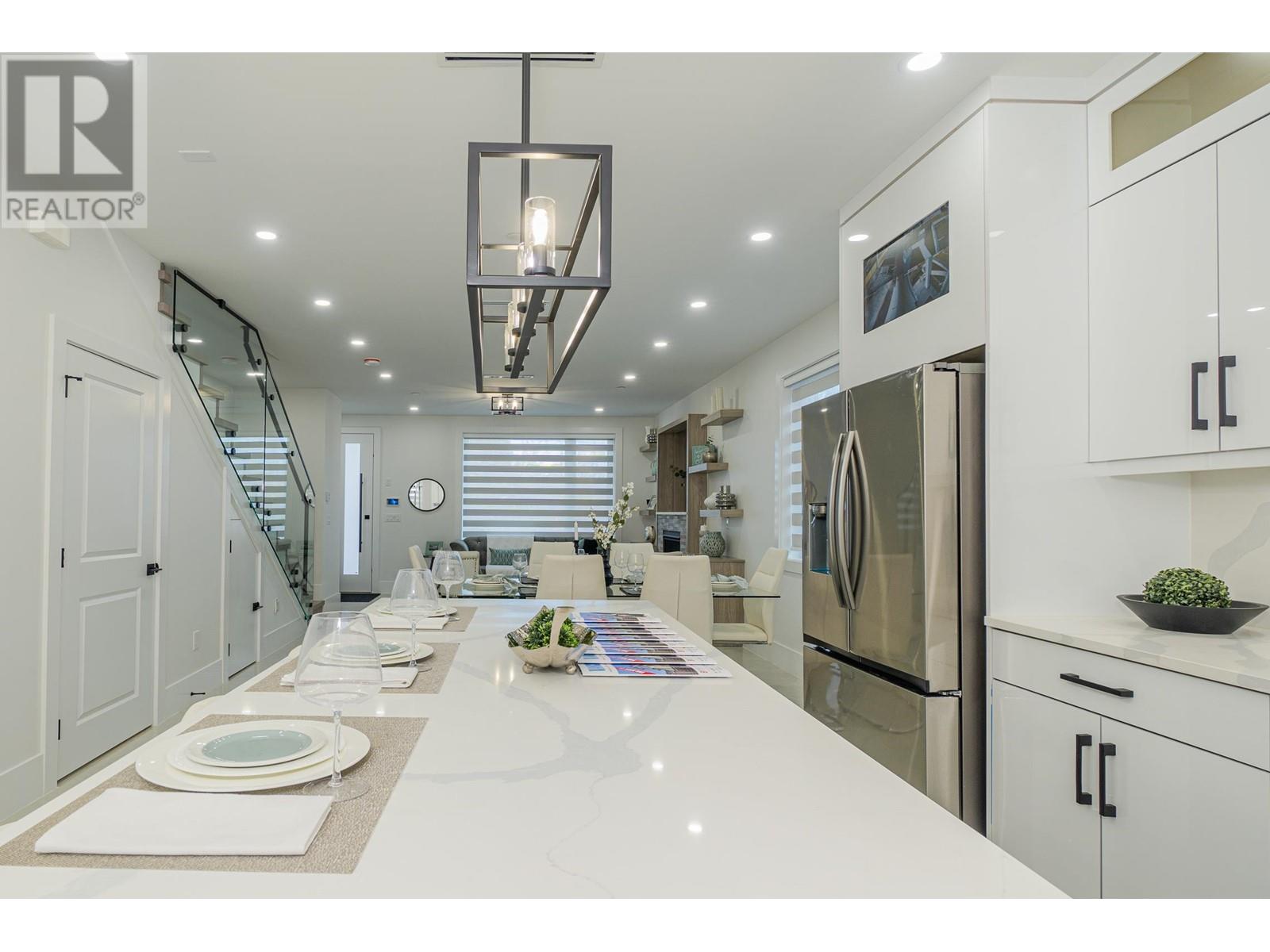 2792 E 49th Avenue, Vancouver, British Columbia  V0V 0V0 - Photo 14 - R2960730