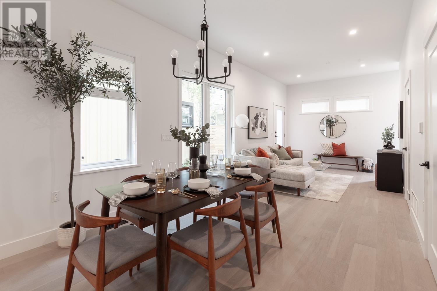 1071 Semlin Drive, Vancouver, British Columbia  V5L 2N6 - Photo 5 - R2960736