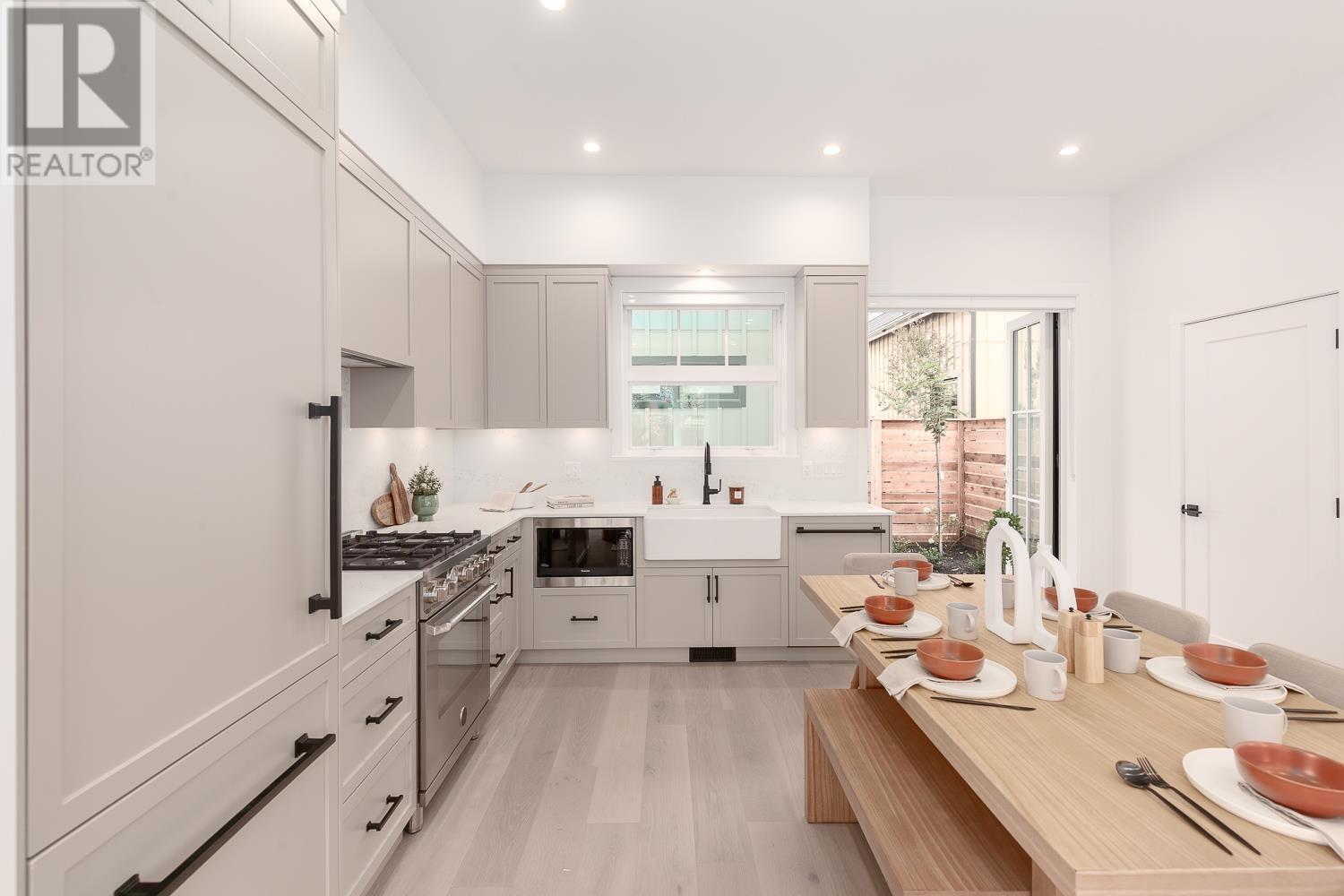 1961 Napier Street, Vancouver, British Columbia  V5L 2N6 - Photo 10 - R2960729