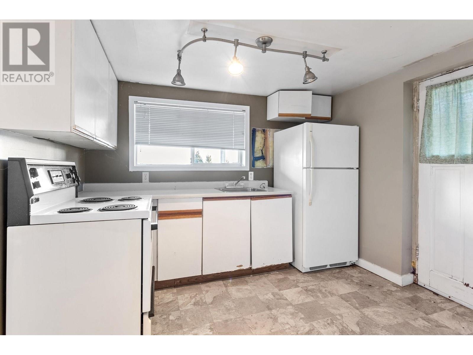 1013 Tuxedo Drive, Port Moody, British Columbia  V3H 1L3 - Photo 16 - R2954012