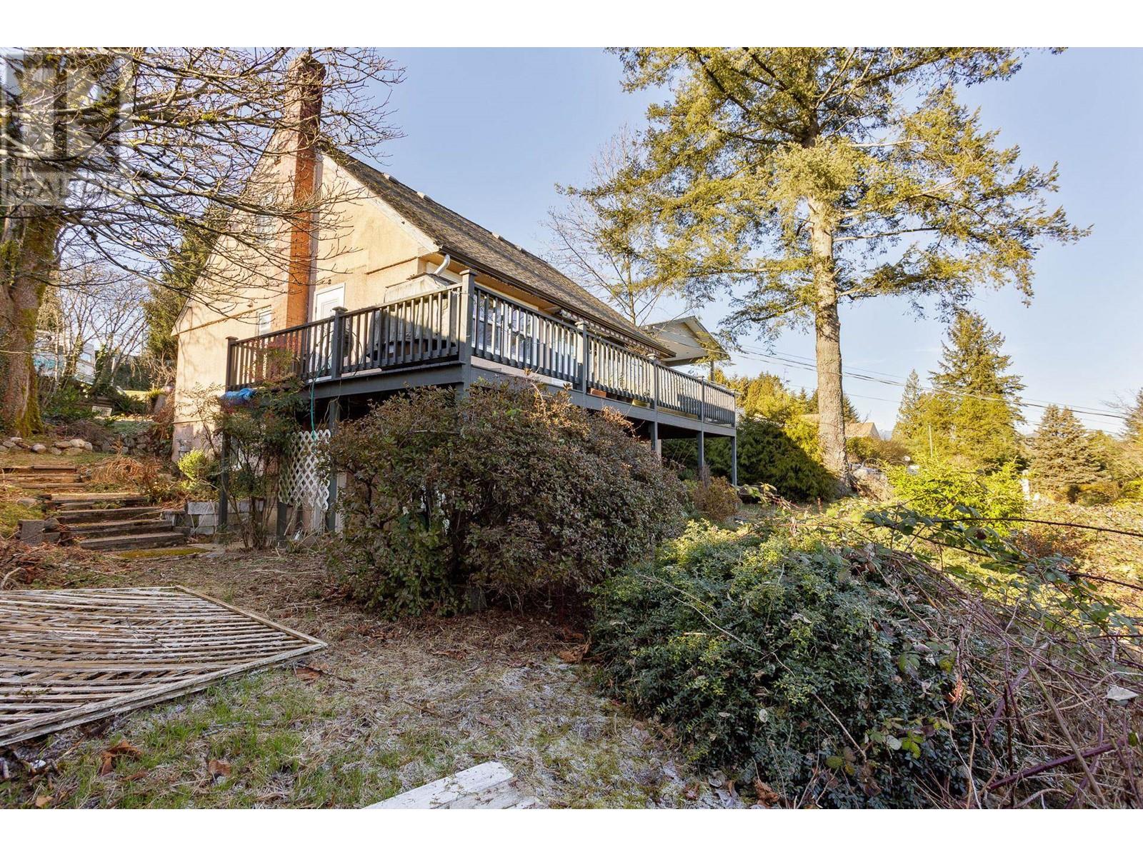 1013 Tuxedo Drive, Port Moody, British Columbia  V3H 1L3 - Photo 25 - R2954012