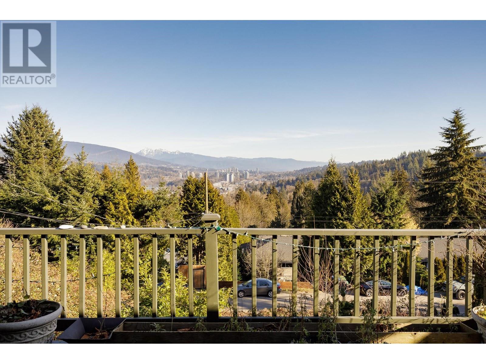 1013 Tuxedo Drive, Port Moody, British Columbia  V3H 1L3 - Photo 4 - R2954012