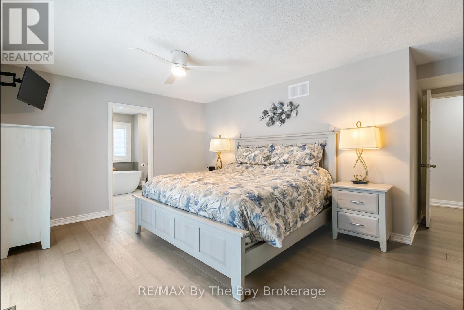 12 Birchwood Trail, Wasaga Beach, Ontario  L9Z 1B2 - Photo 18 - S11943031