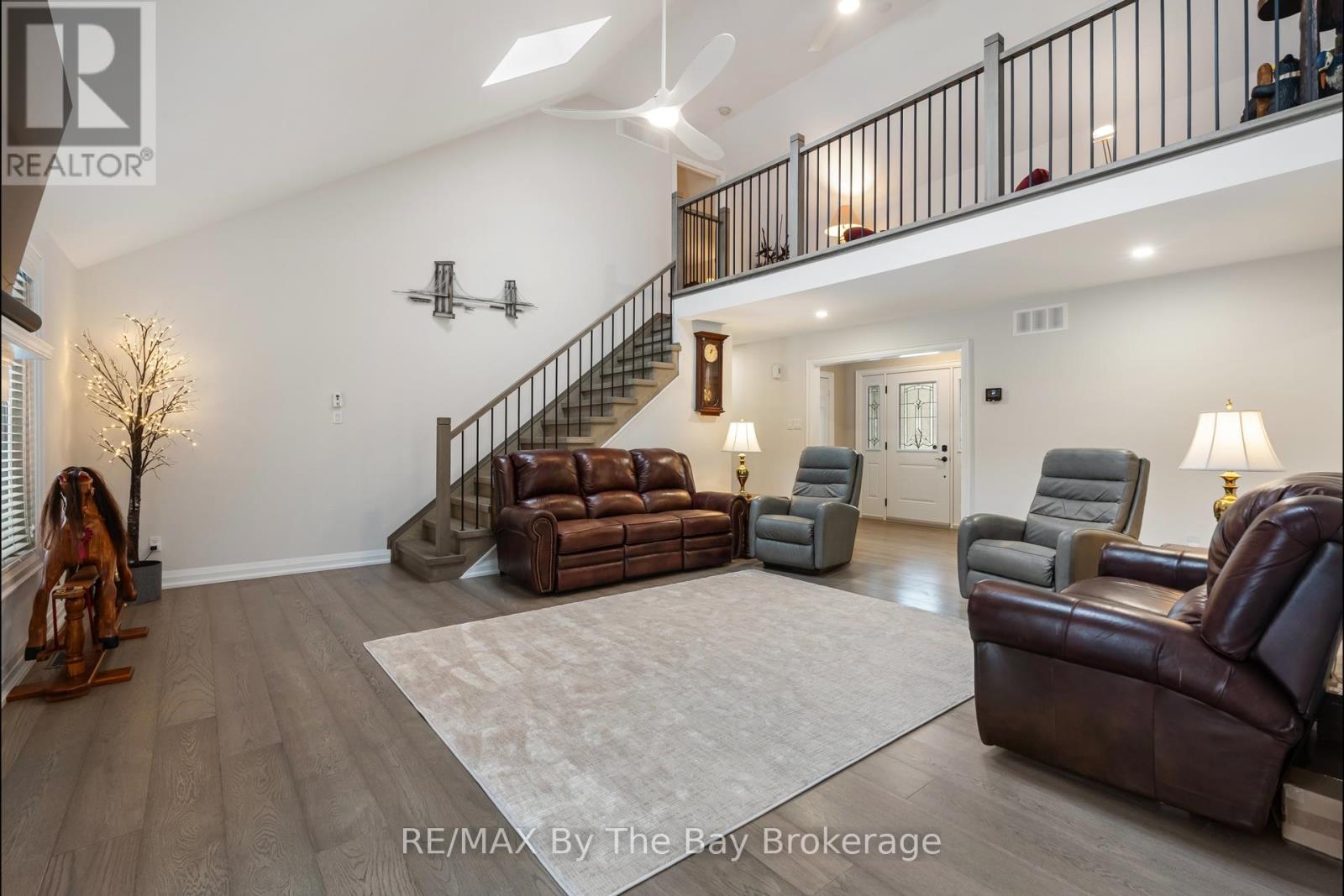 Property at 12 BIRCHWOOD TRAIL image 4