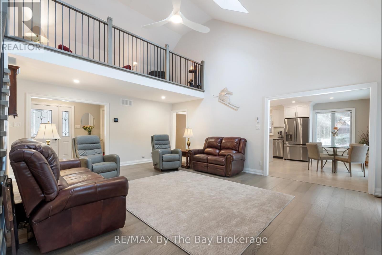 Property at 12 BIRCHWOOD TRAIL image 5