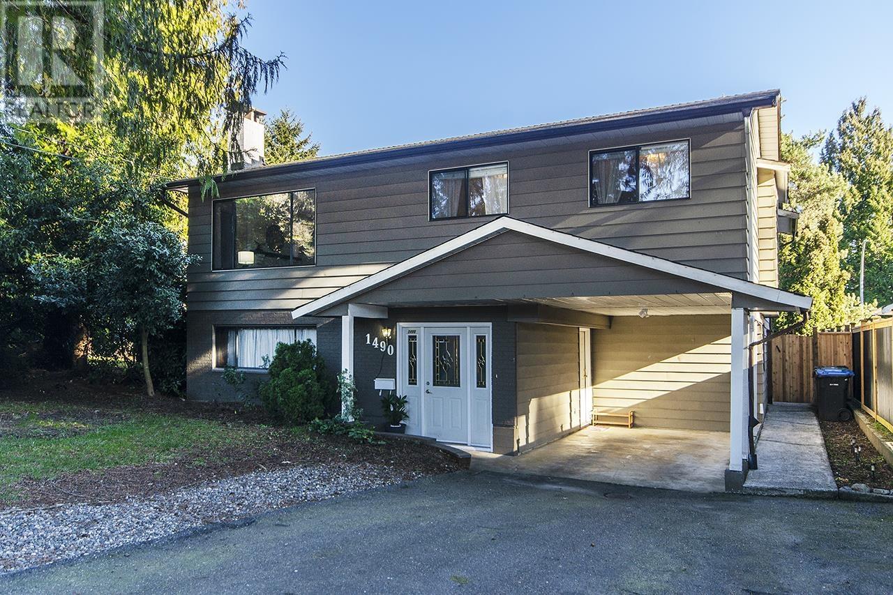 1490 Apel Drive, Port Coquitlam, British Columbia  V3B 2V4 - Photo 2 - R2960526