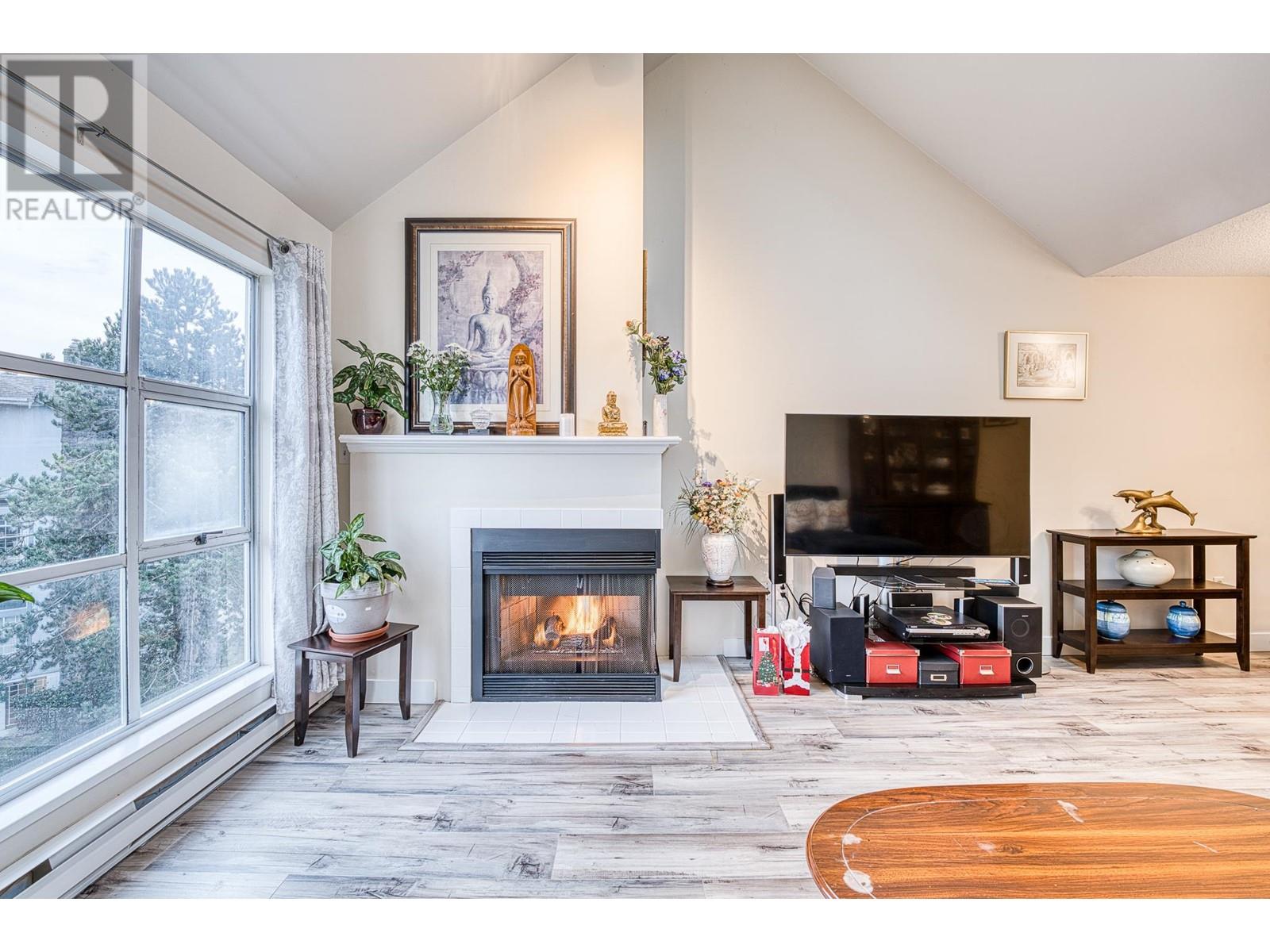 307 7580 Minoru Boulevard, Richmond, British Columbia  V6Y 1Z5 - Photo 1 - R2959212