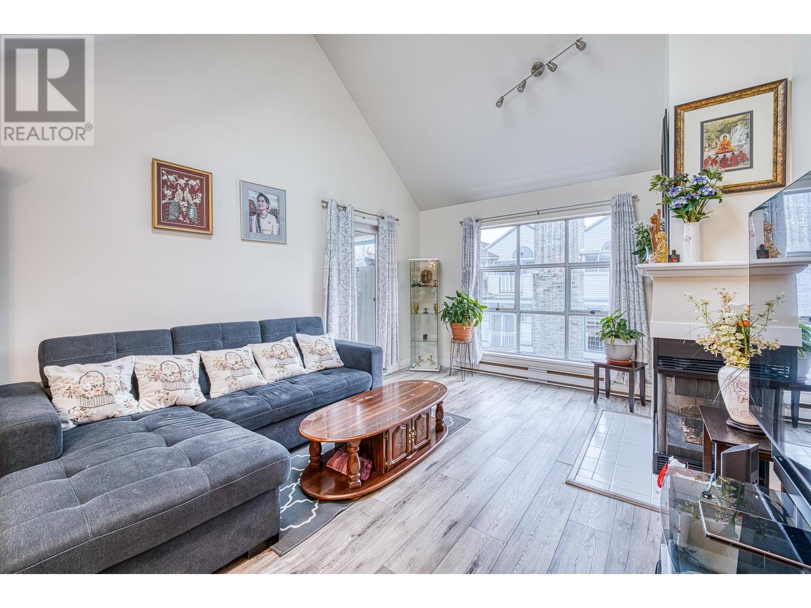 307 7580 Minoru Boulevard, Richmond, British Columbia  V6Y 1Z5 - Photo 3 - R2959212