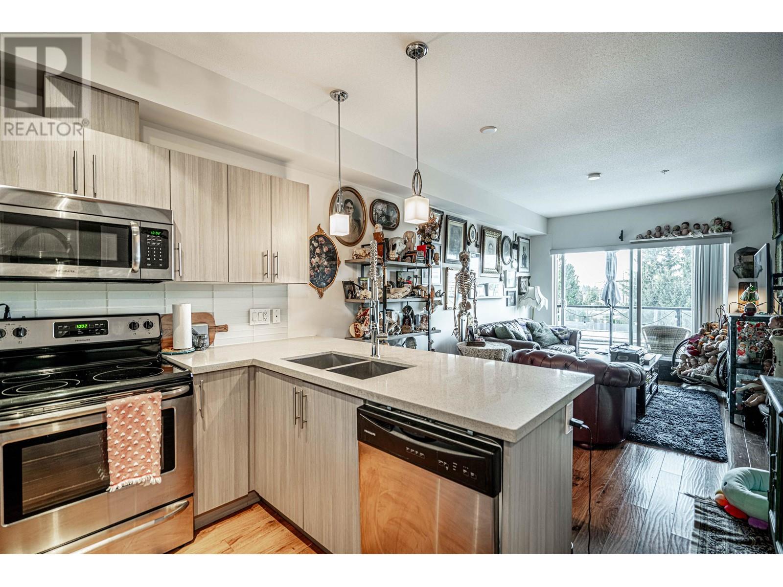 310 12070 227 Street, Maple Ridge, British Columbia  V2X 9H2 - Photo 2 - R2960648