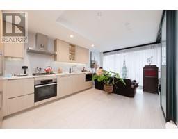 905 1768 COOK STREET, Vancouver, British Columbia
