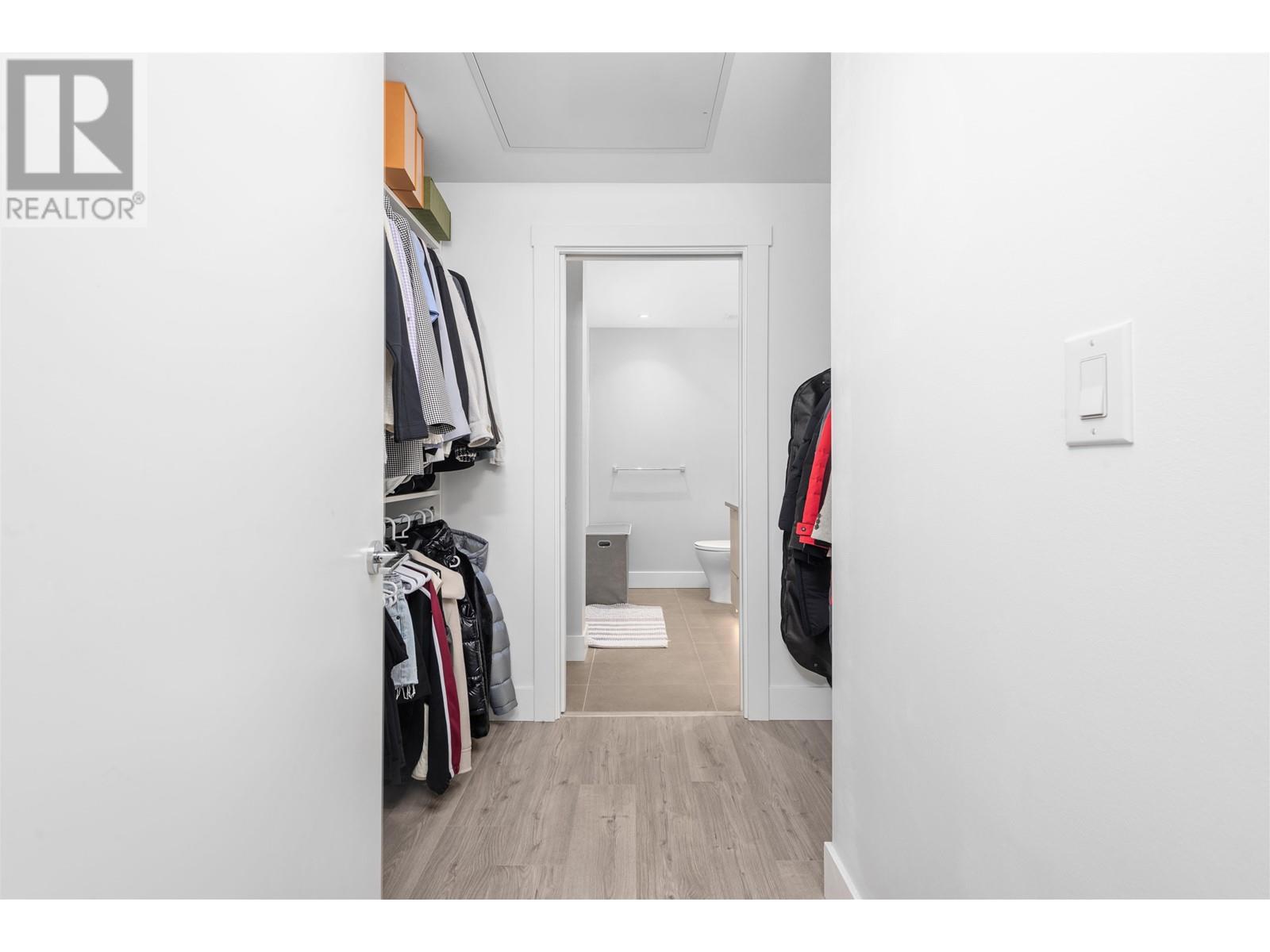 Listing Picture 14 of 37 : 309 3588 SAWMILL CRESCENT, Vancouver / 溫哥華 - 魯藝地產 Yvonne Lu Group - MLS Medallion Club Member