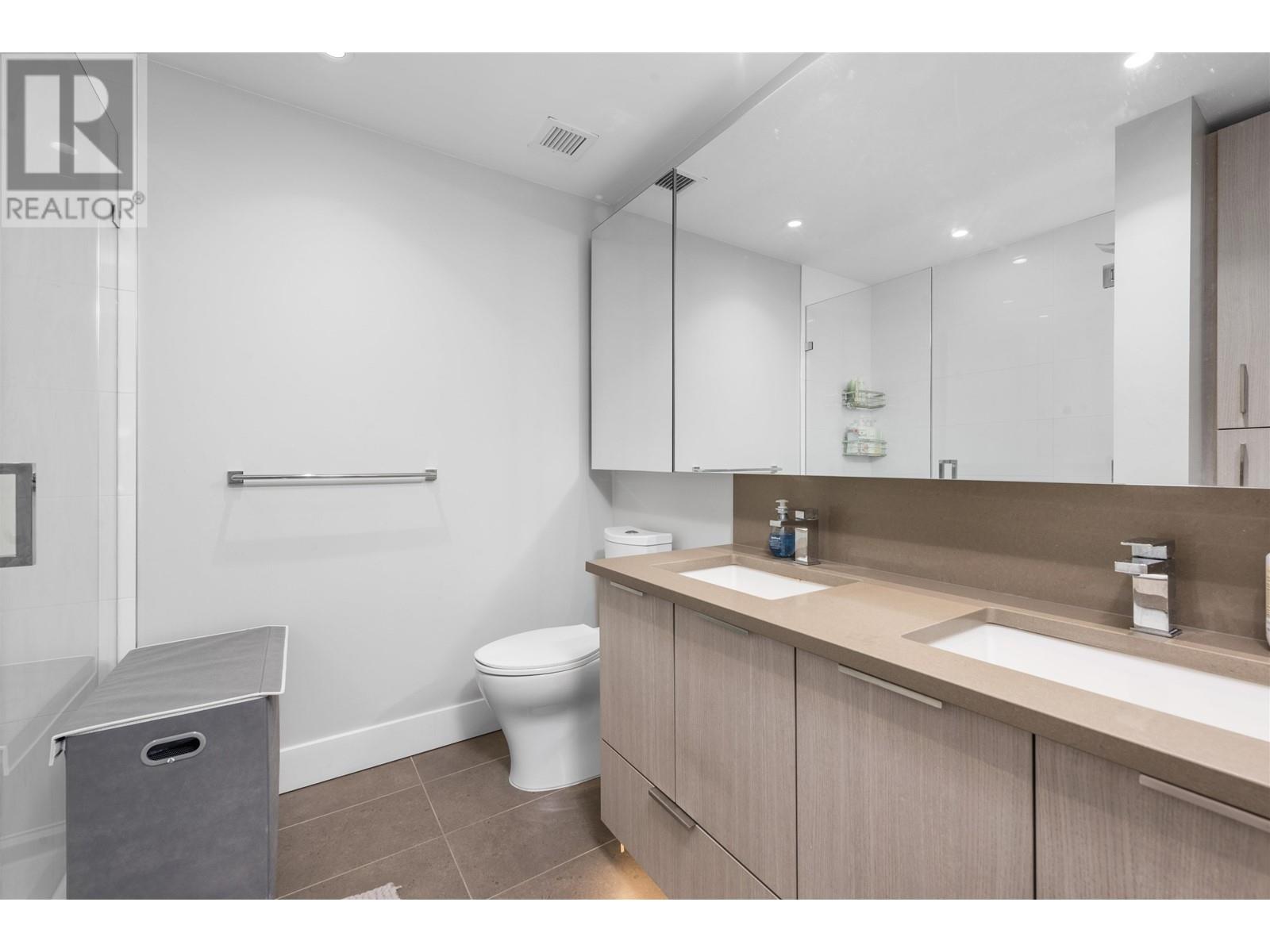 Listing Picture 16 of 37 : 309 3588 SAWMILL CRESCENT, Vancouver / 溫哥華 - 魯藝地產 Yvonne Lu Group - MLS Medallion Club Member