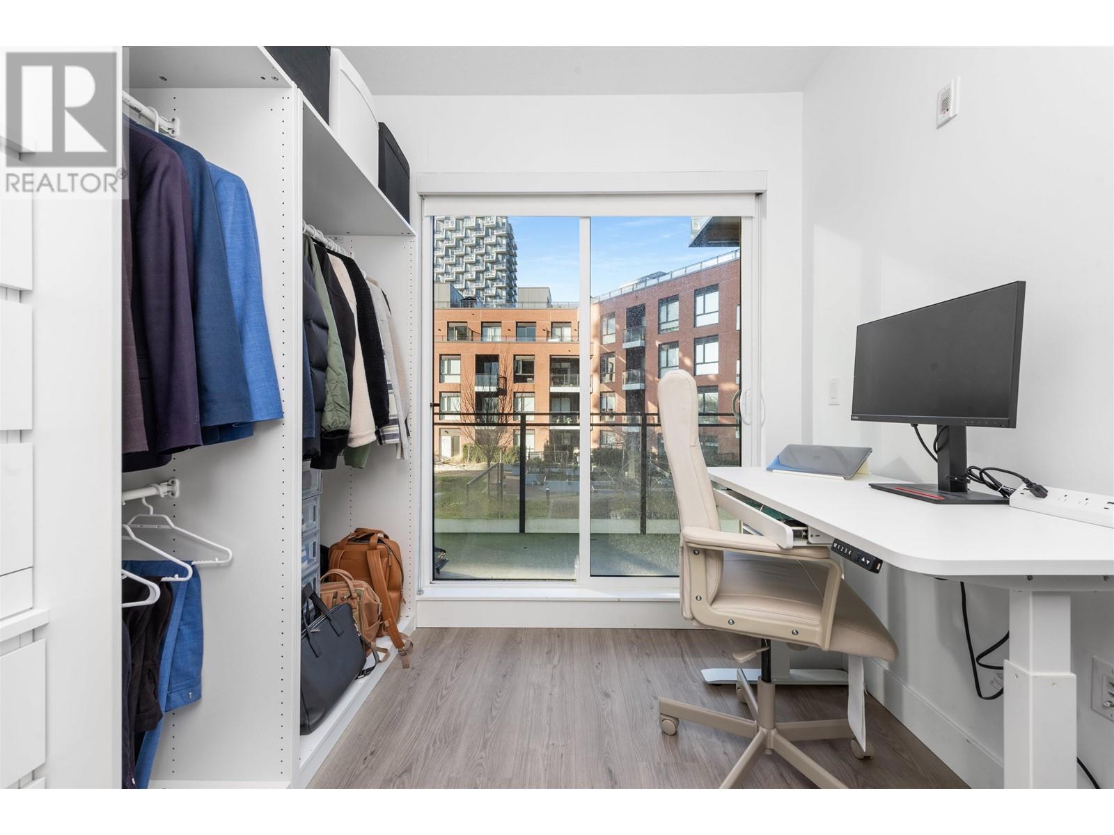 Listing Picture 18 of 37 : 309 3588 SAWMILL CRESCENT, Vancouver / 溫哥華 - 魯藝地產 Yvonne Lu Group - MLS Medallion Club Member