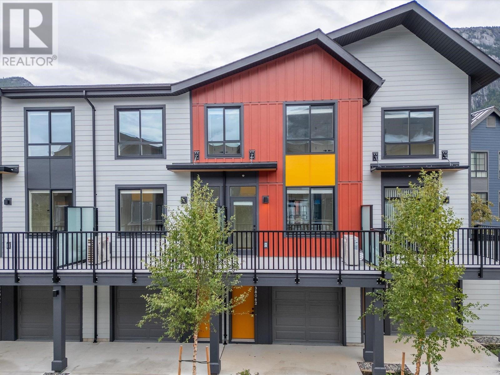 38062 Helm Way, Squamish, British Columbia  V0N 3G0 - Photo 16 - R2960769