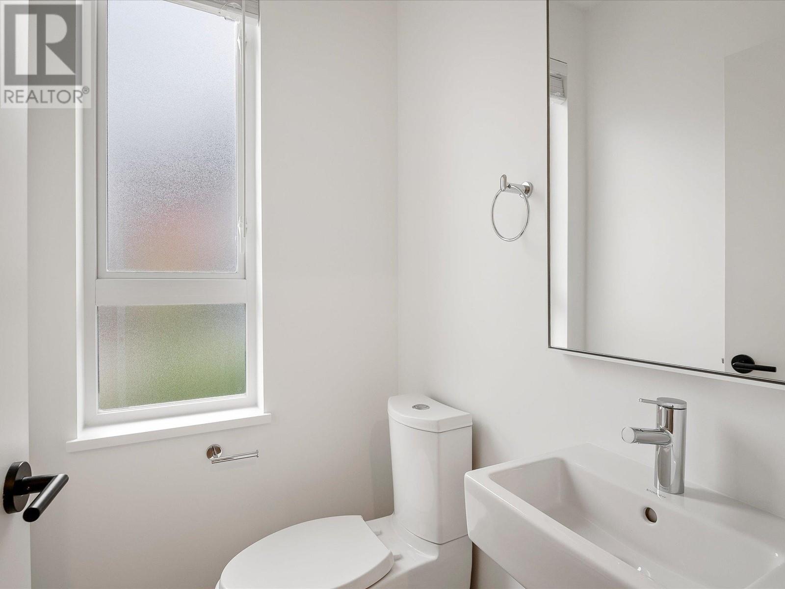 38062 Helm Way, Squamish, British Columbia  V0N 3G0 - Photo 26 - R2960769