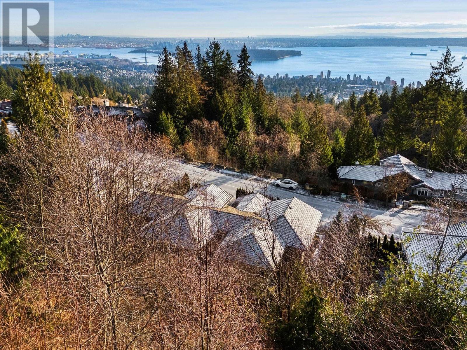 1615 Chippendale Road, West Vancouver, British Columbia V7S 3G6 - Photo 1 - R2960781