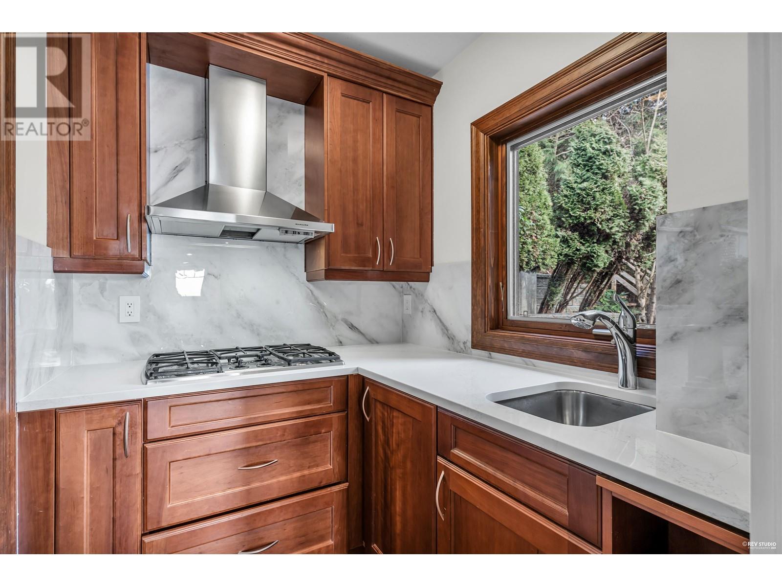 1615 Chippendale Road, West Vancouver, British Columbia V7S 3G6 - Photo 28 - R2960781