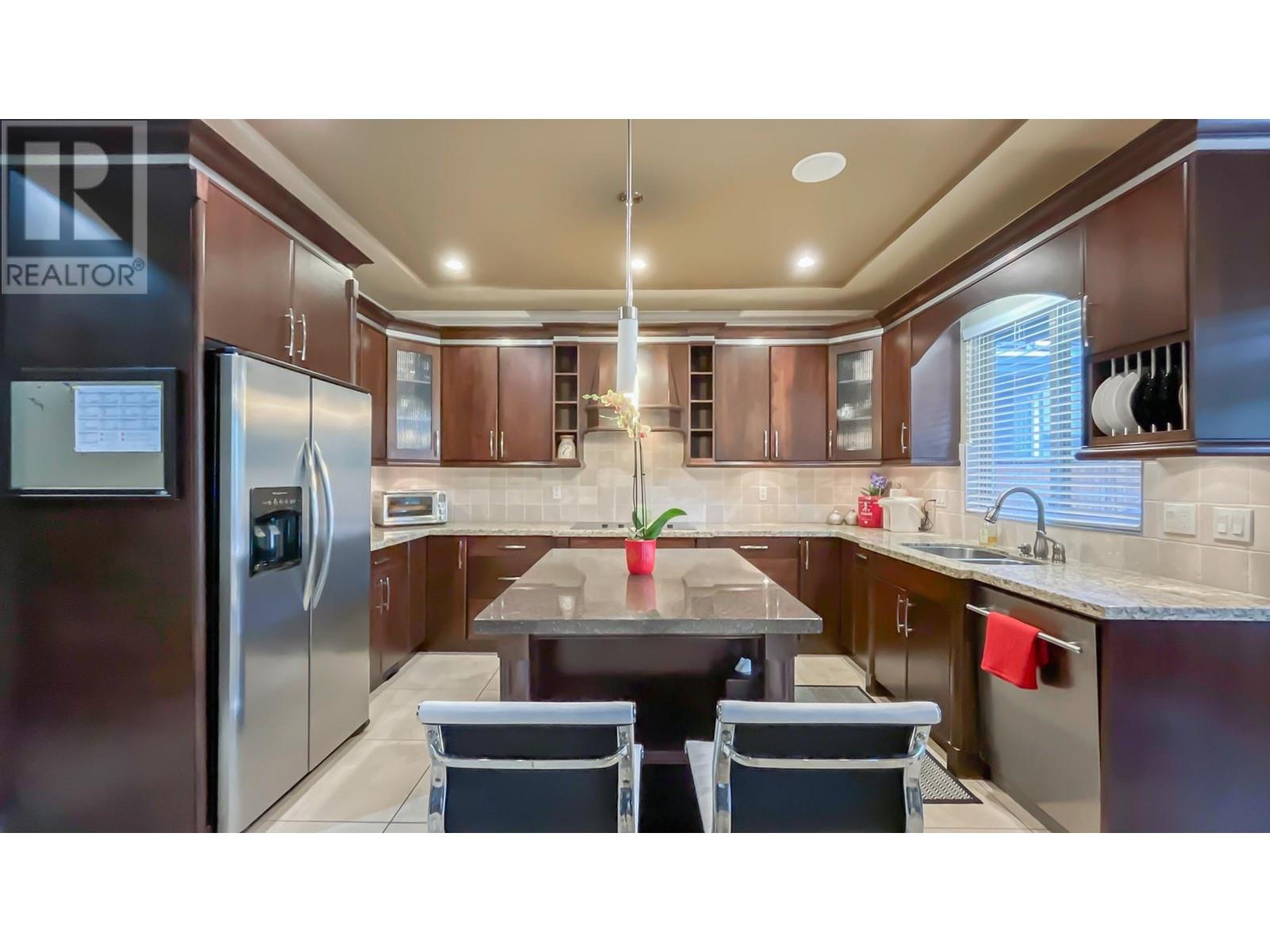 Listing Picture 11 of 38 : 3420 LOCKHART ROAD, Richmond / 烈治文 - 魯藝地產 Yvonne Lu Group - MLS Medallion Club Member
