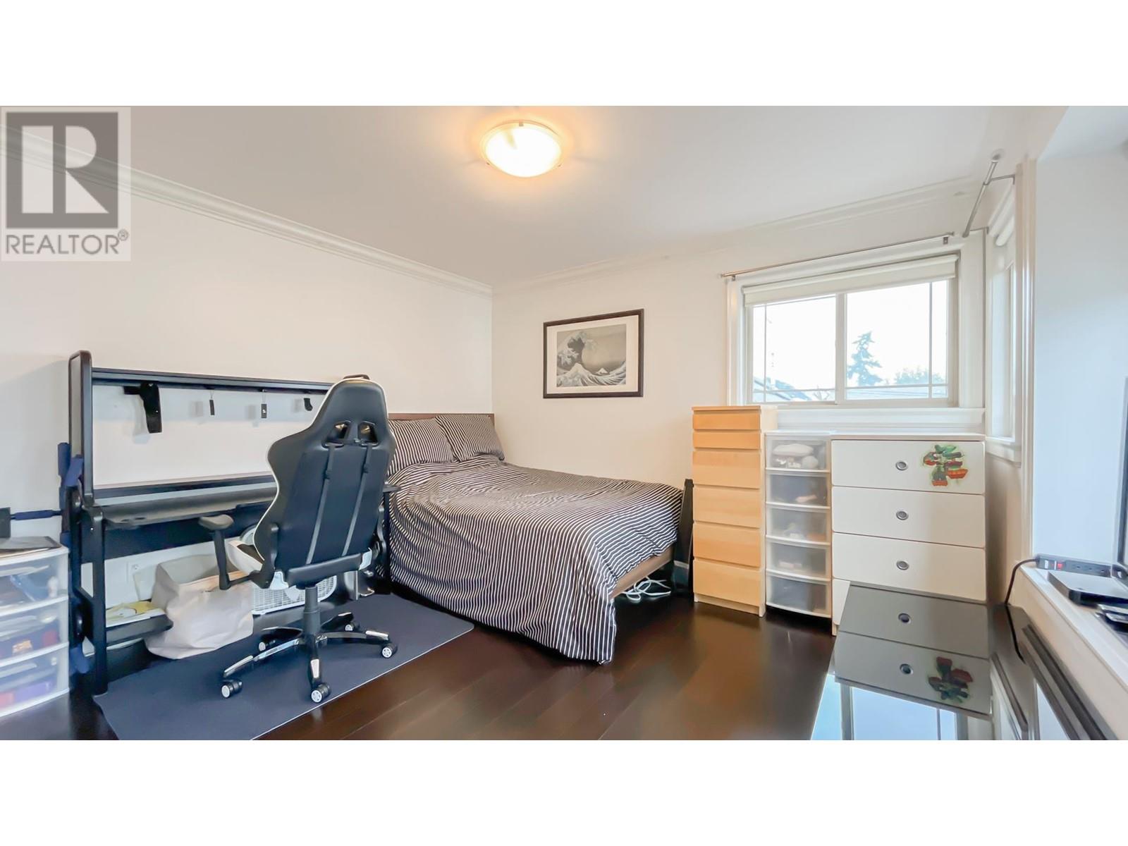 Listing Picture 26 of 38 : 3420 LOCKHART ROAD, Richmond / 烈治文 - 魯藝地產 Yvonne Lu Group - MLS Medallion Club Member