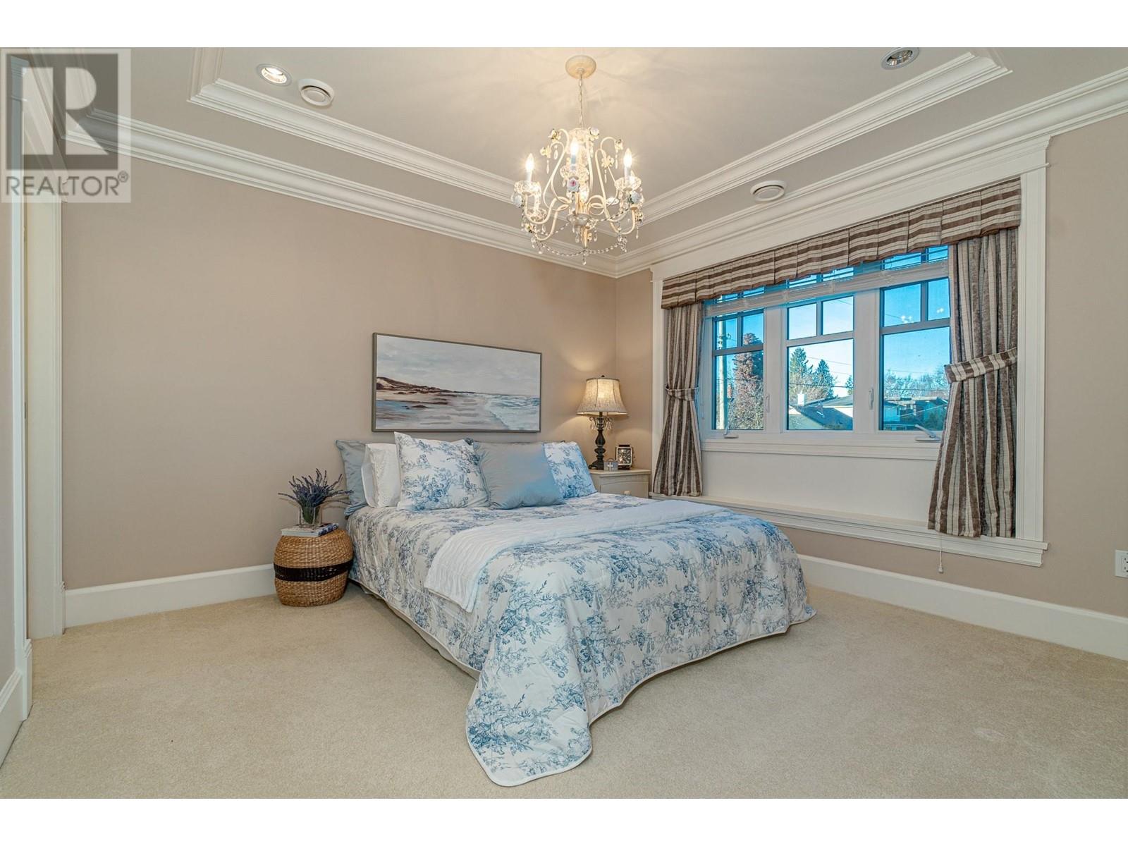 Listing Picture 20 of 37 : 3452 W 32ND AVENUE, Vancouver / 溫哥華 - 魯藝地產 Yvonne Lu Group - MLS Medallion Club Member