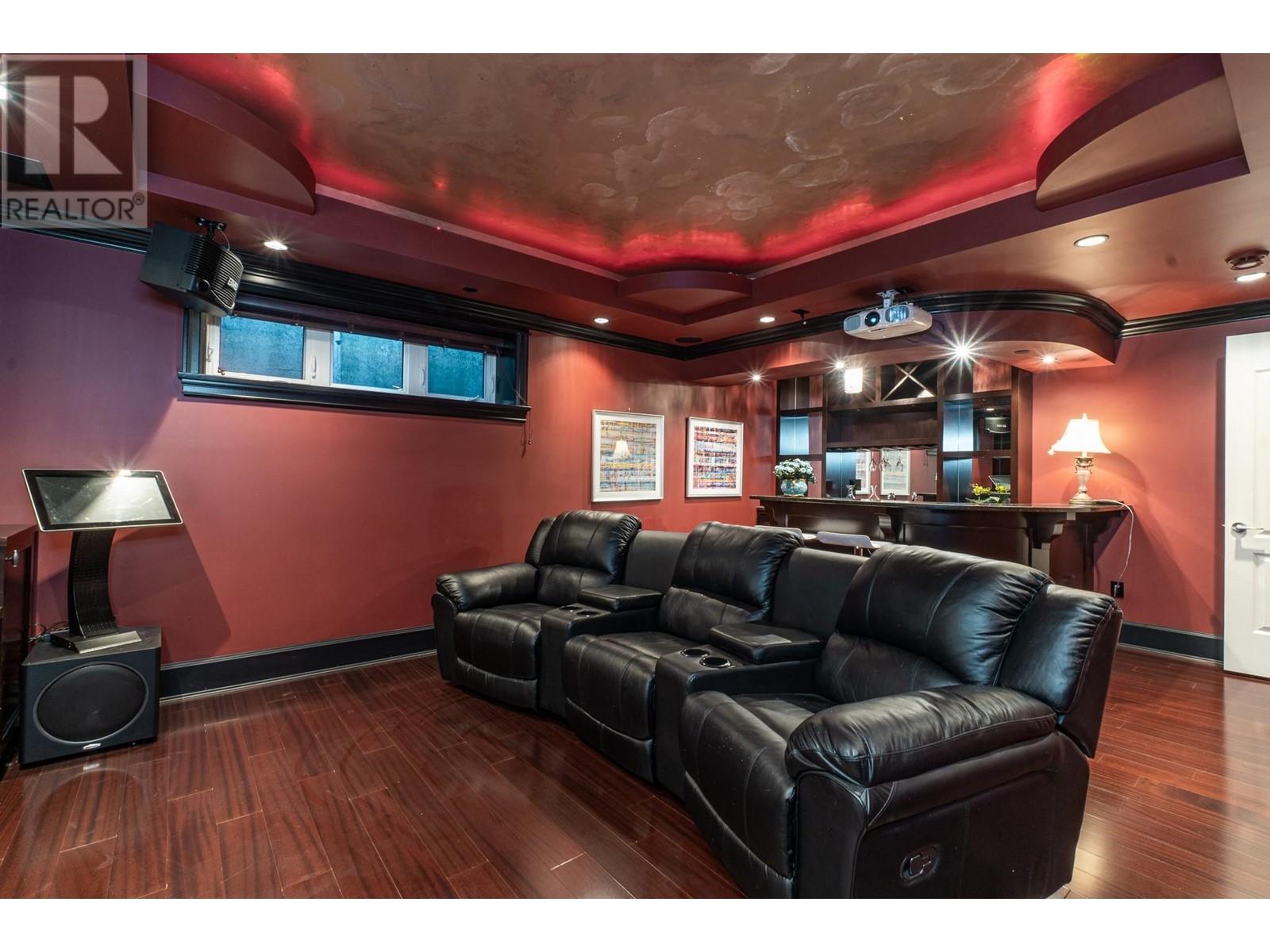 Listing Picture 27 of 37 : 3452 W 32ND AVENUE, Vancouver / 溫哥華 - 魯藝地產 Yvonne Lu Group - MLS Medallion Club Member