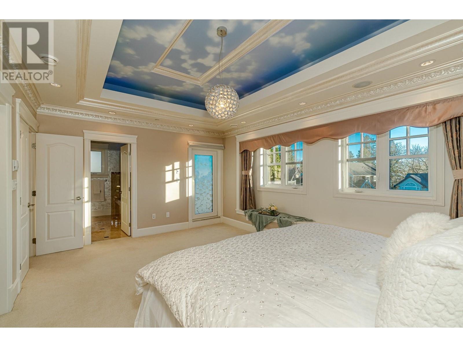Listing Picture 17 of 37 : 3452 W 32ND AVENUE, Vancouver / 溫哥華 - 魯藝地產 Yvonne Lu Group - MLS Medallion Club Member